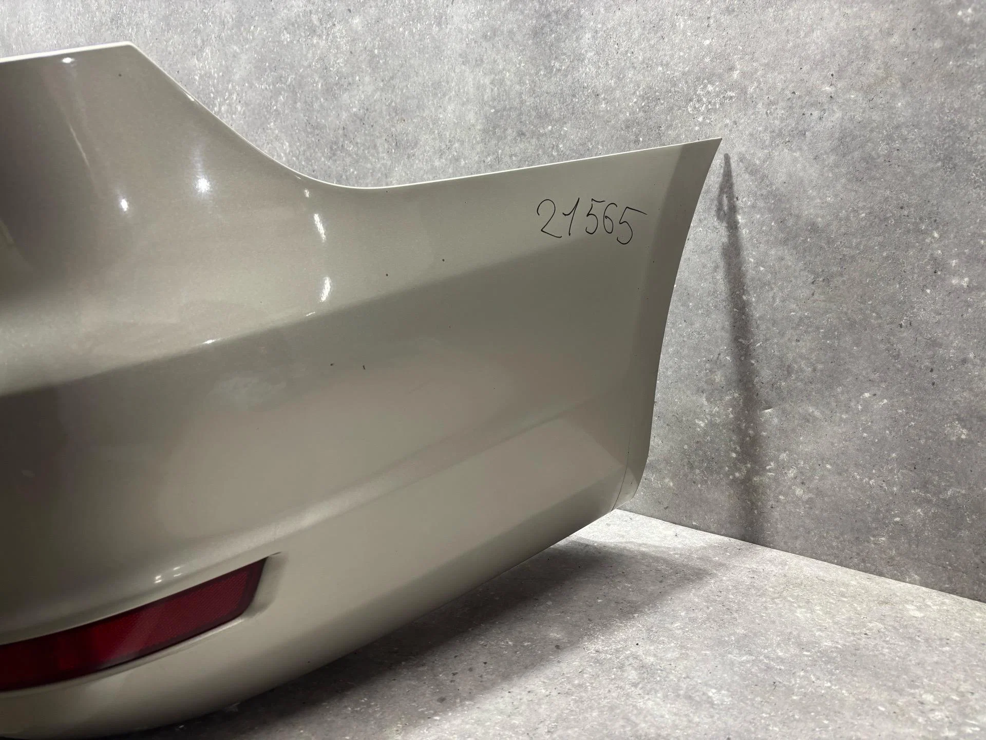 Бампер задний Volkswagen Jetta 6 162 2013 - миниатюра 5