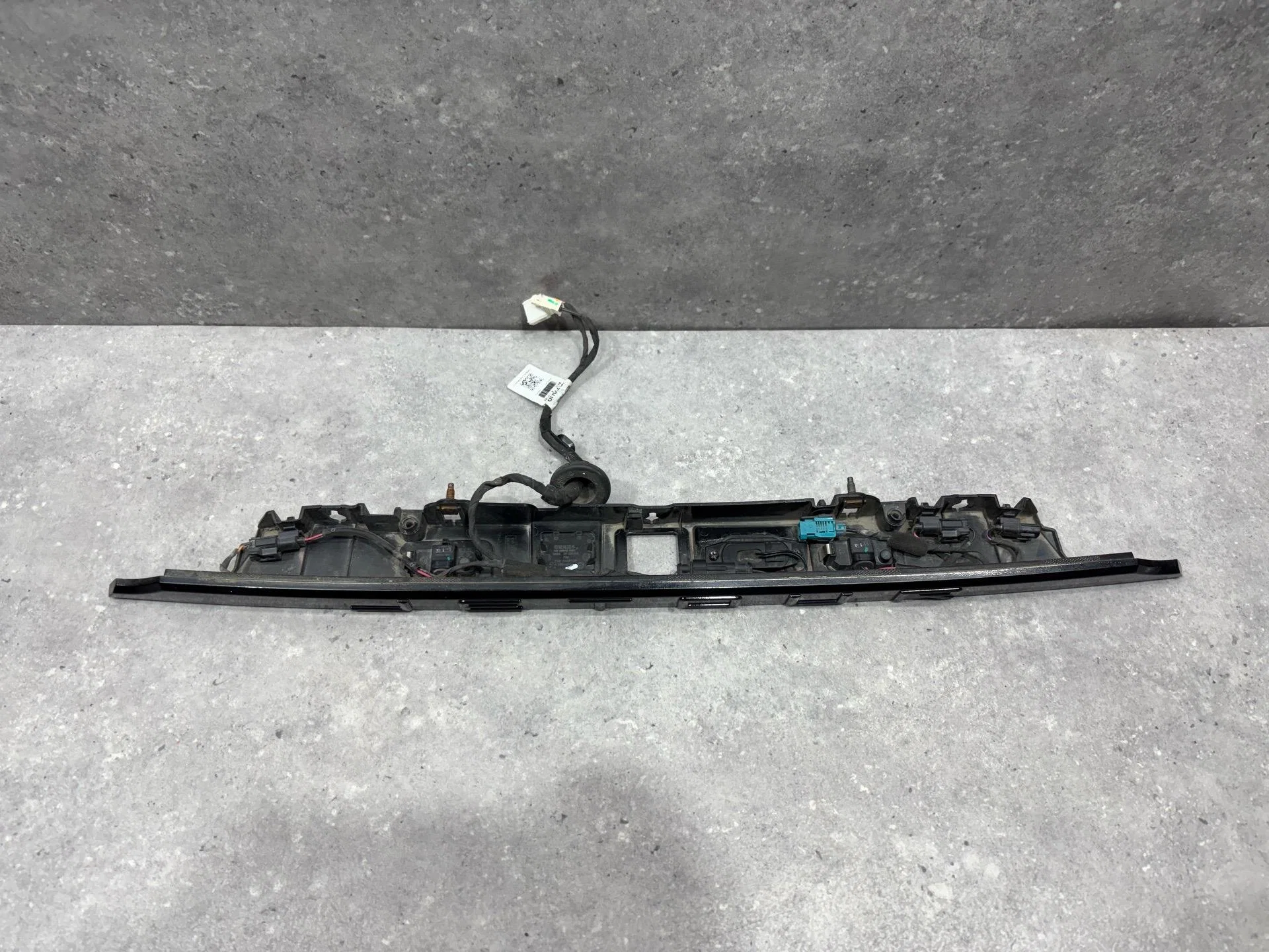 Накладка крышки багажника Jetour X90 Plus 1 2023 - миниатюра 5