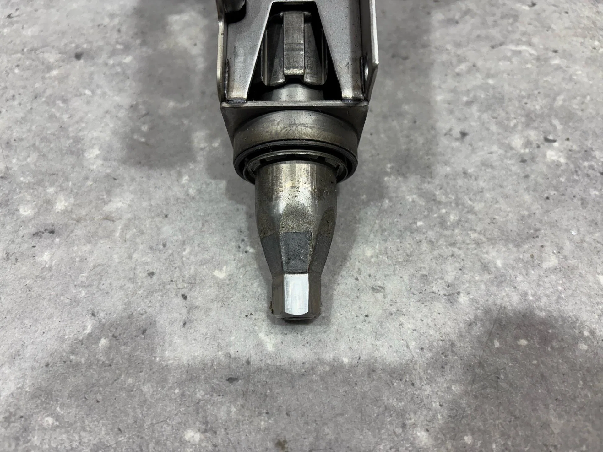 Рулевая колонка Ford Focus 3 CB8 2012 2390087 - миниатюра 2