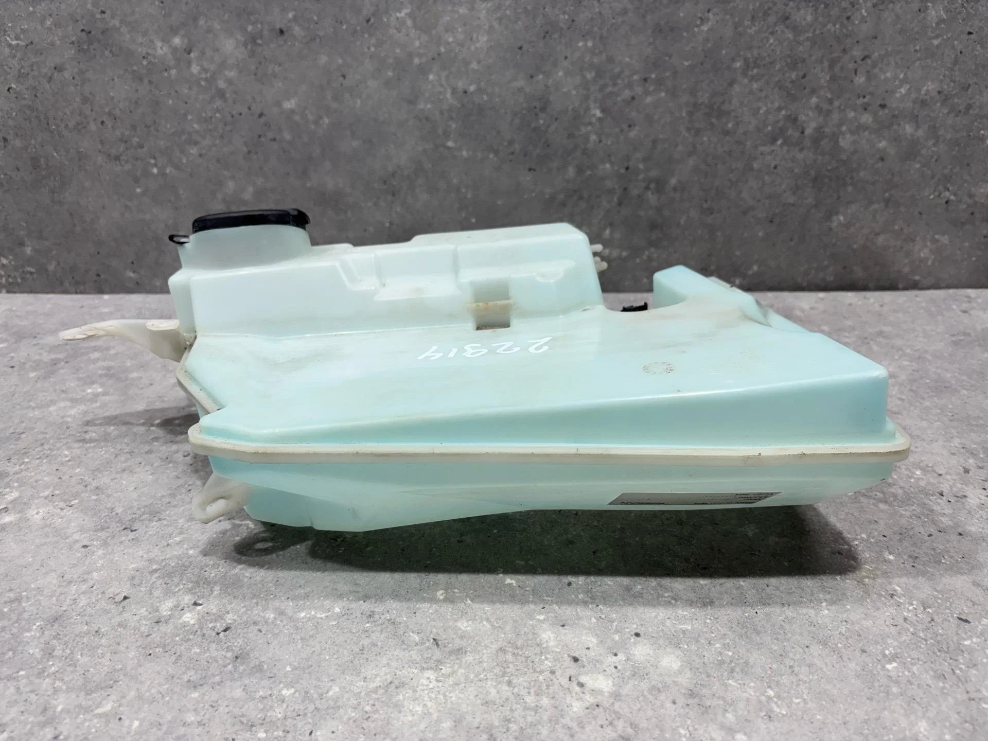 Бачок омывателя Nissan Almera G15 2016 289124AA0A - миниатюра 4