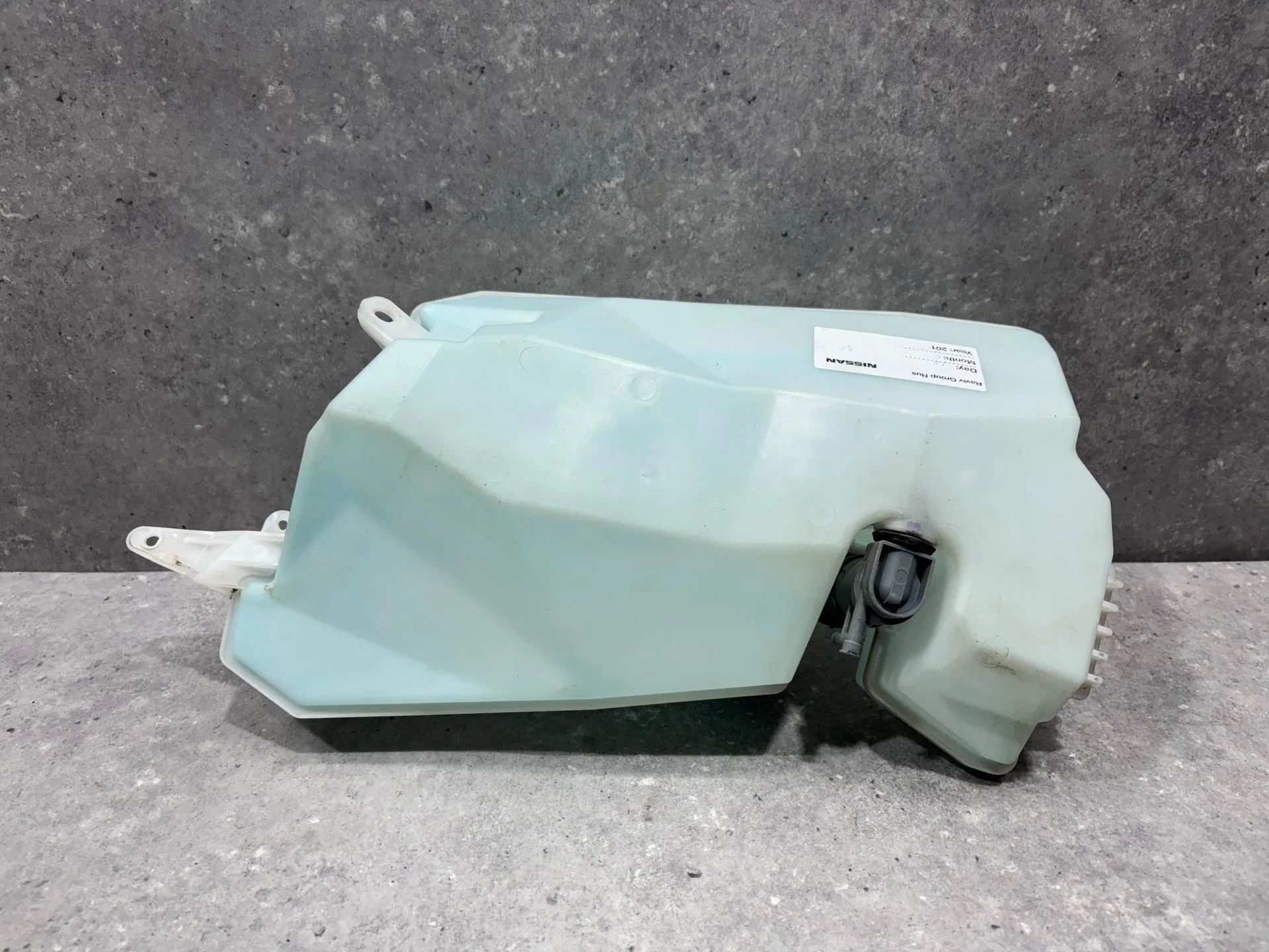Бачок омывателя Nissan Almera G15 2016 289124AA0A - миниатюра 6