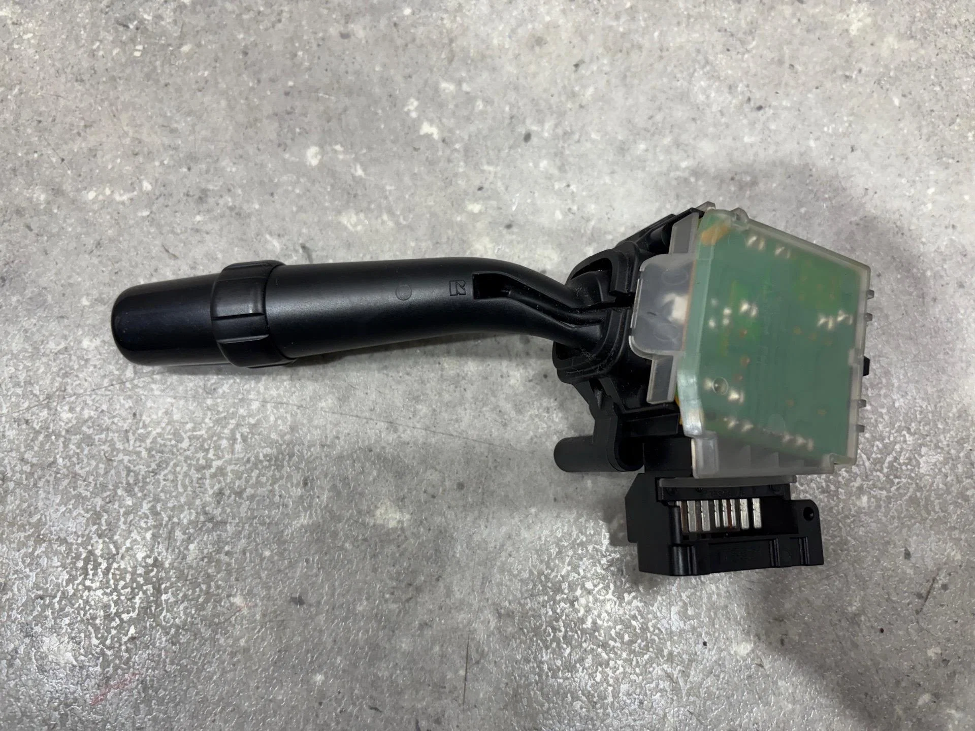 Переключатель дворников Toyota Avensis 8465205160 - миниатюра 4