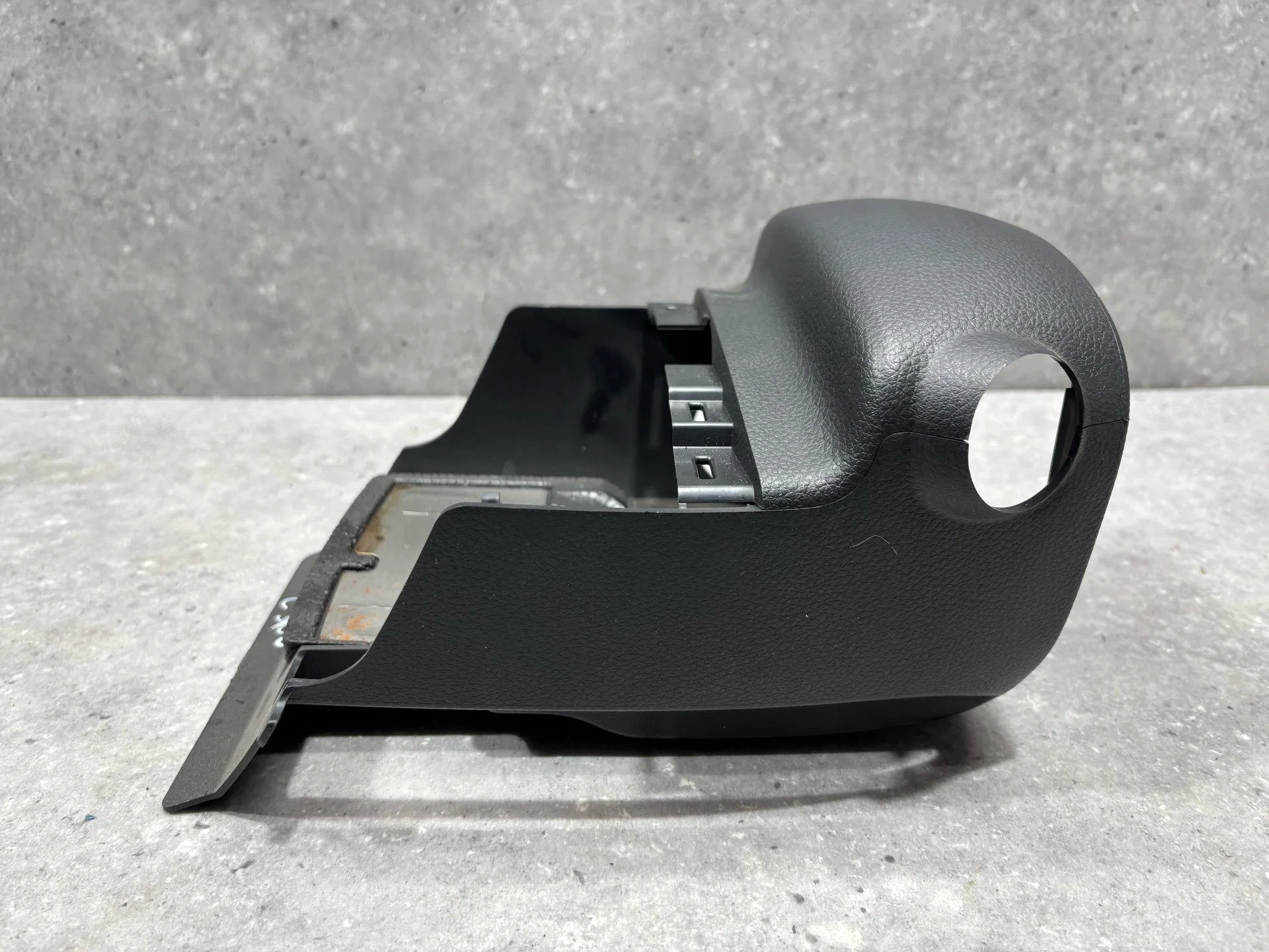Кожух рулевой колонки Nissan Qashqai J11 рест. J11 - миниатюра 2