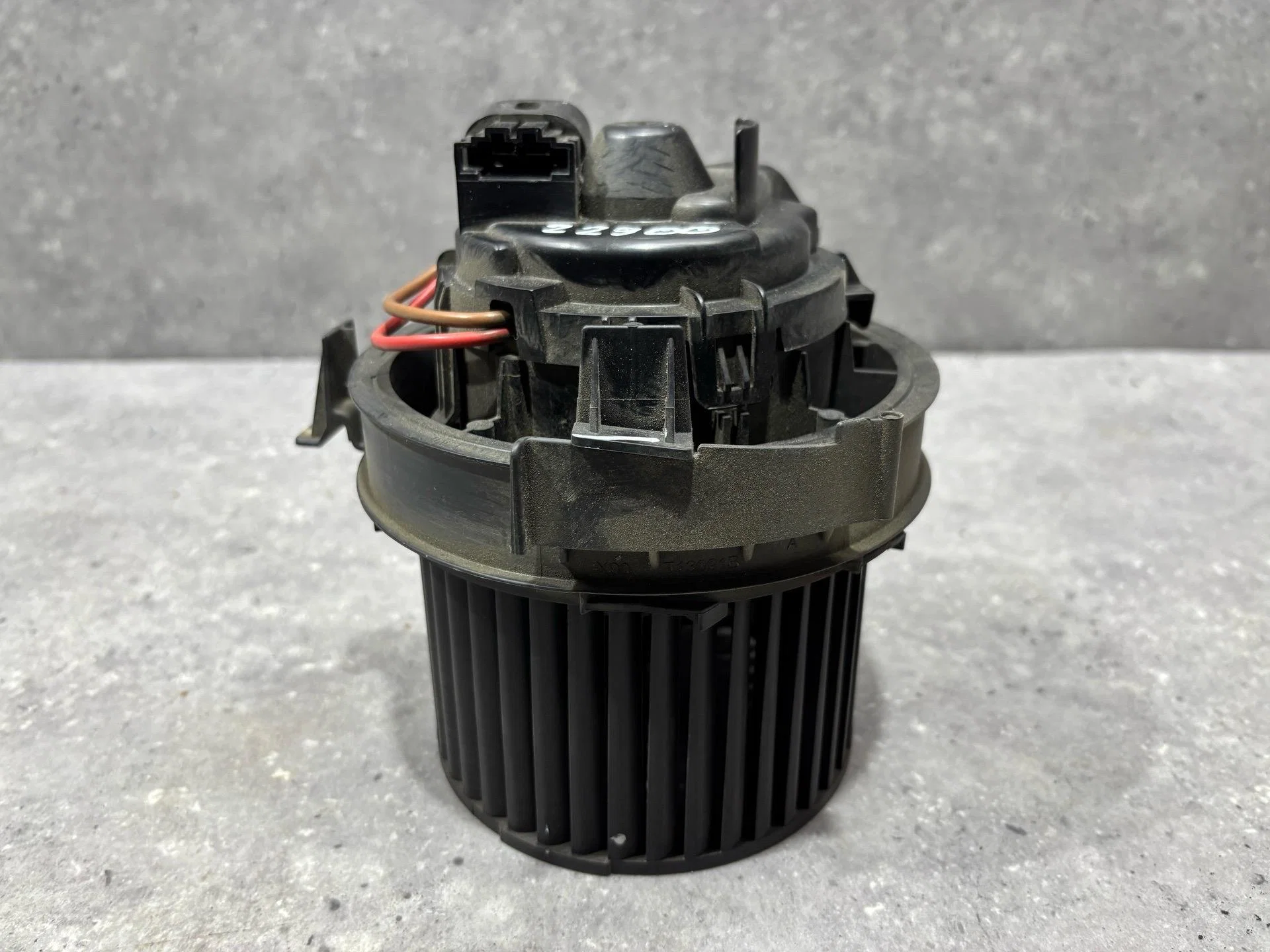 Моторчик печки Nissan Almera G15 2016 2712000Q1K - миниатюра 3