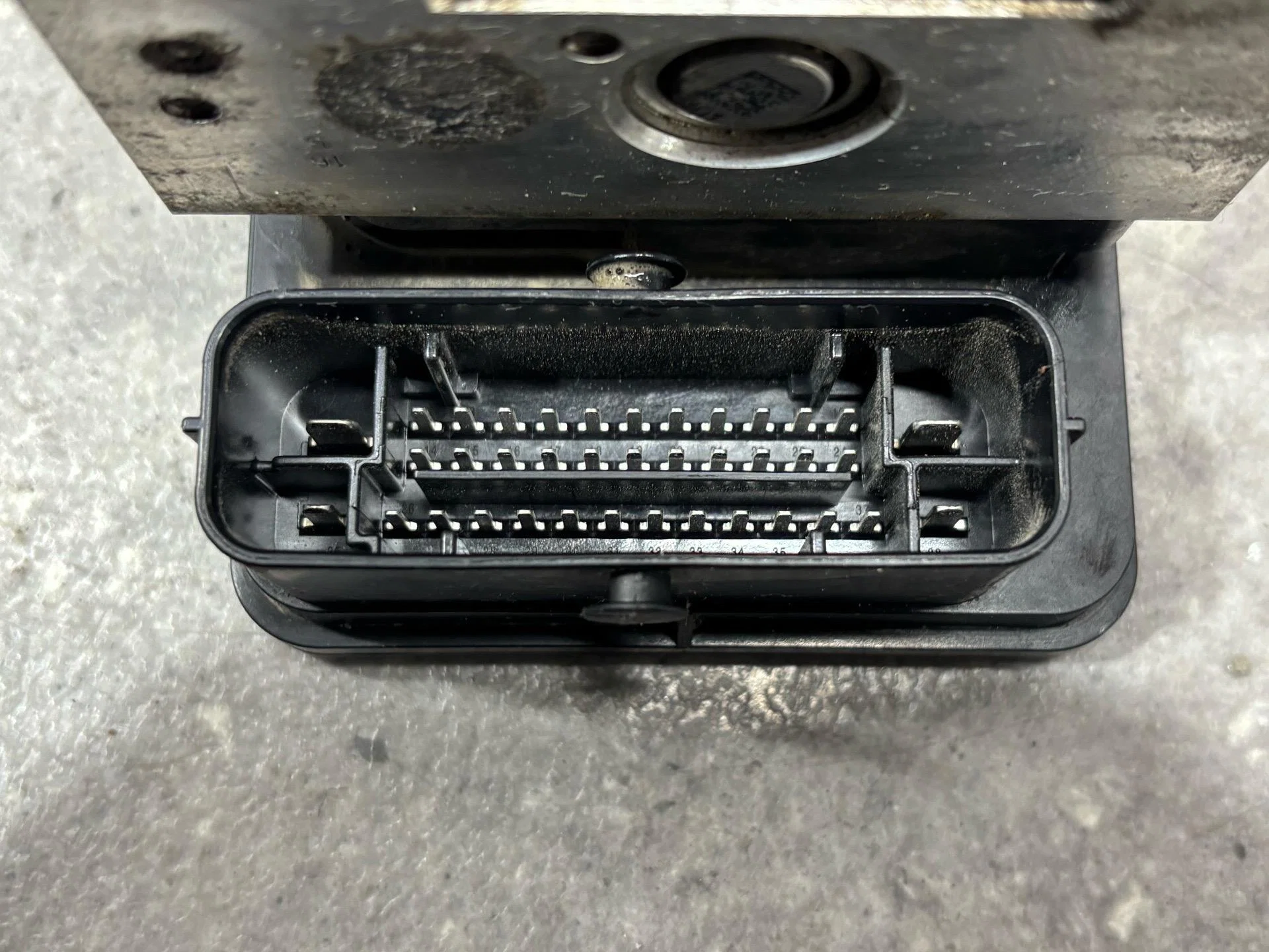 Блок ABS Skoda Octavia 3 5E 2016 3Q0614517TBEF - миниатюра 8