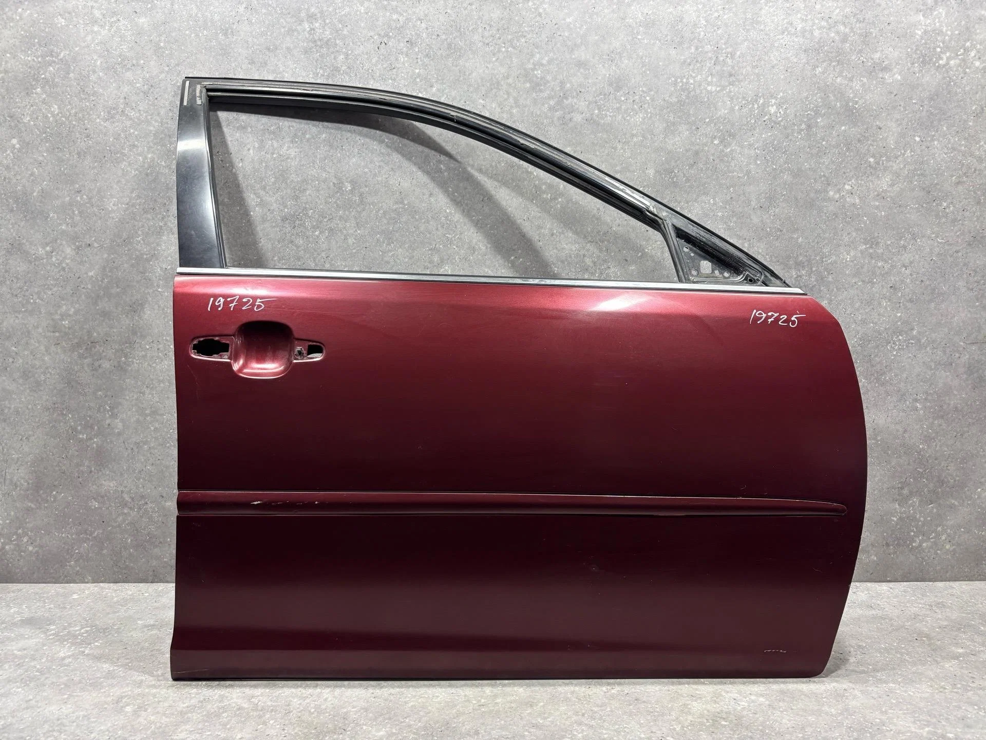 Дверь передняя правая Toyota Camry 6 XV30 ACV30 - изображение 1