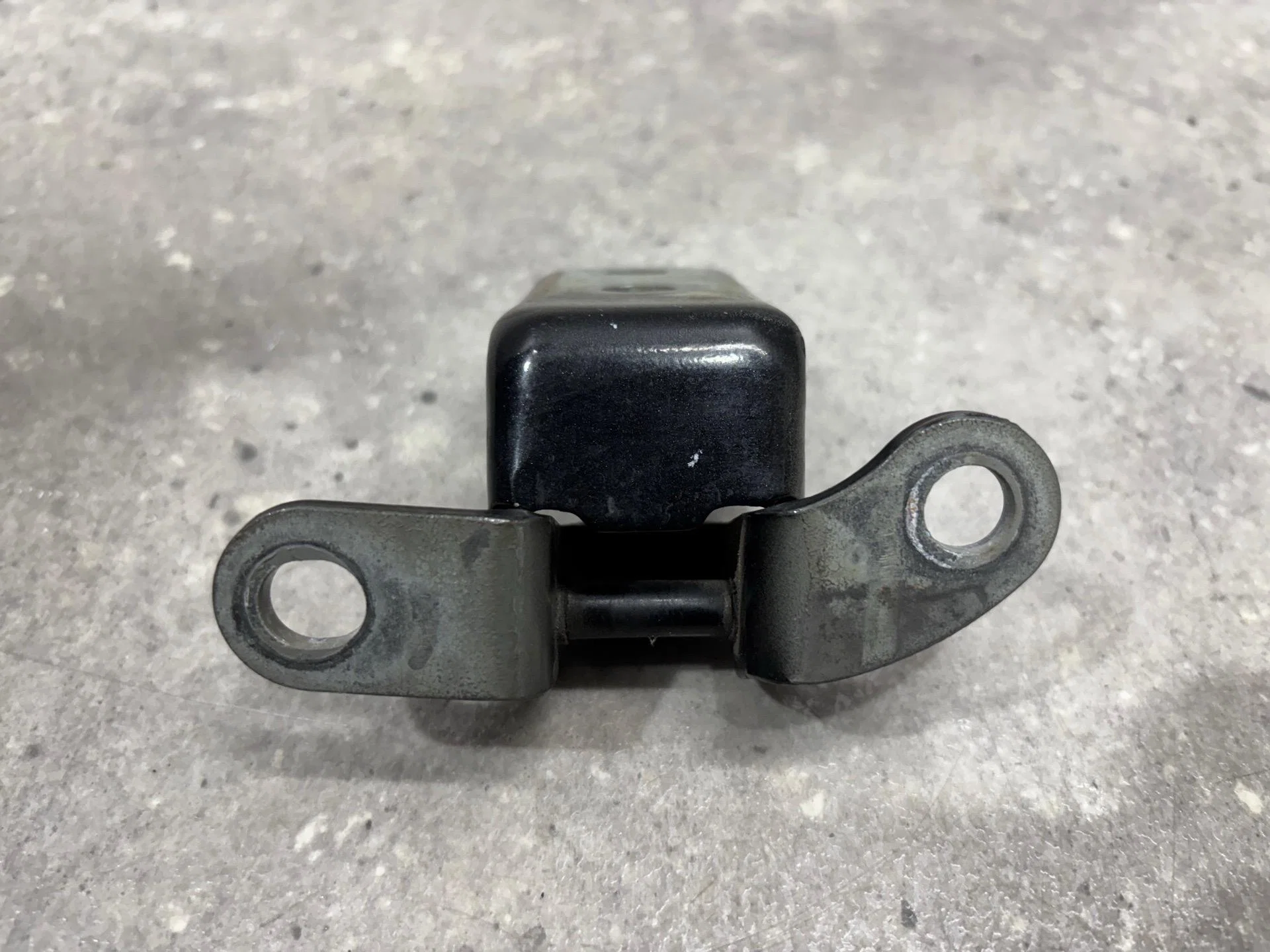 Петля двери задней левой Toyota Avensis 6878052031 - миниатюра 3