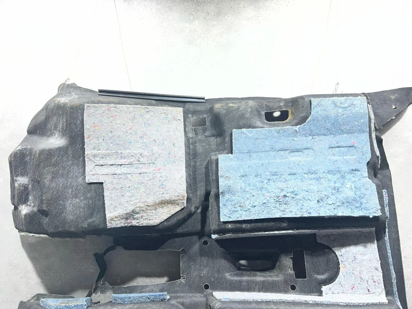 Ковер салонный Nissan Terrano D10 2018 749028977R - миниатюра 7