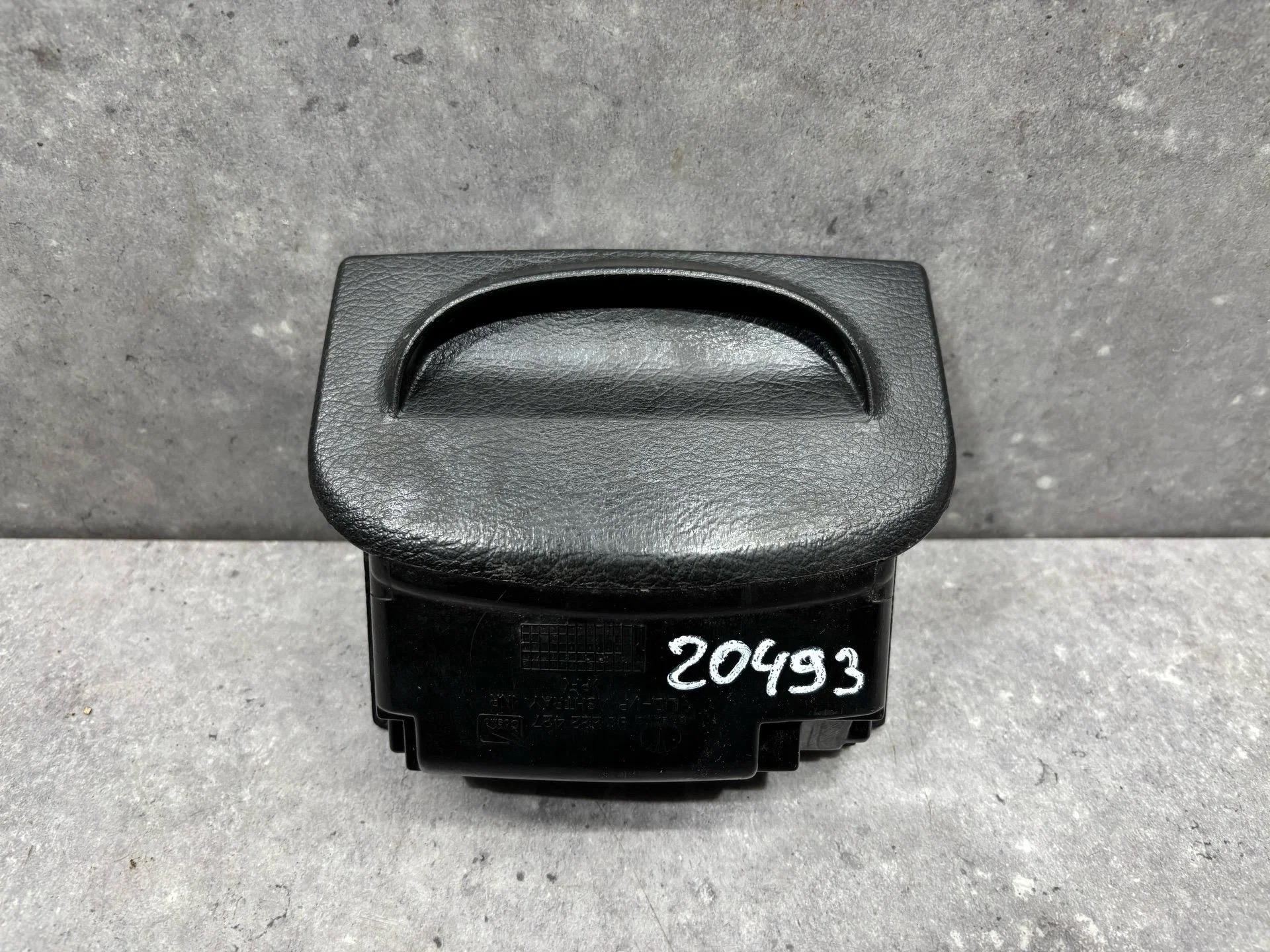 Пепельница ЗАЗ Chance 1 2009 96235808 - миниатюра 2