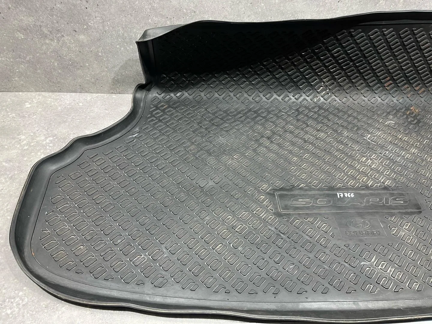 Ковер багажника Hyundai Solaris 1 RB (2010 - 2014) - миниатюра 2