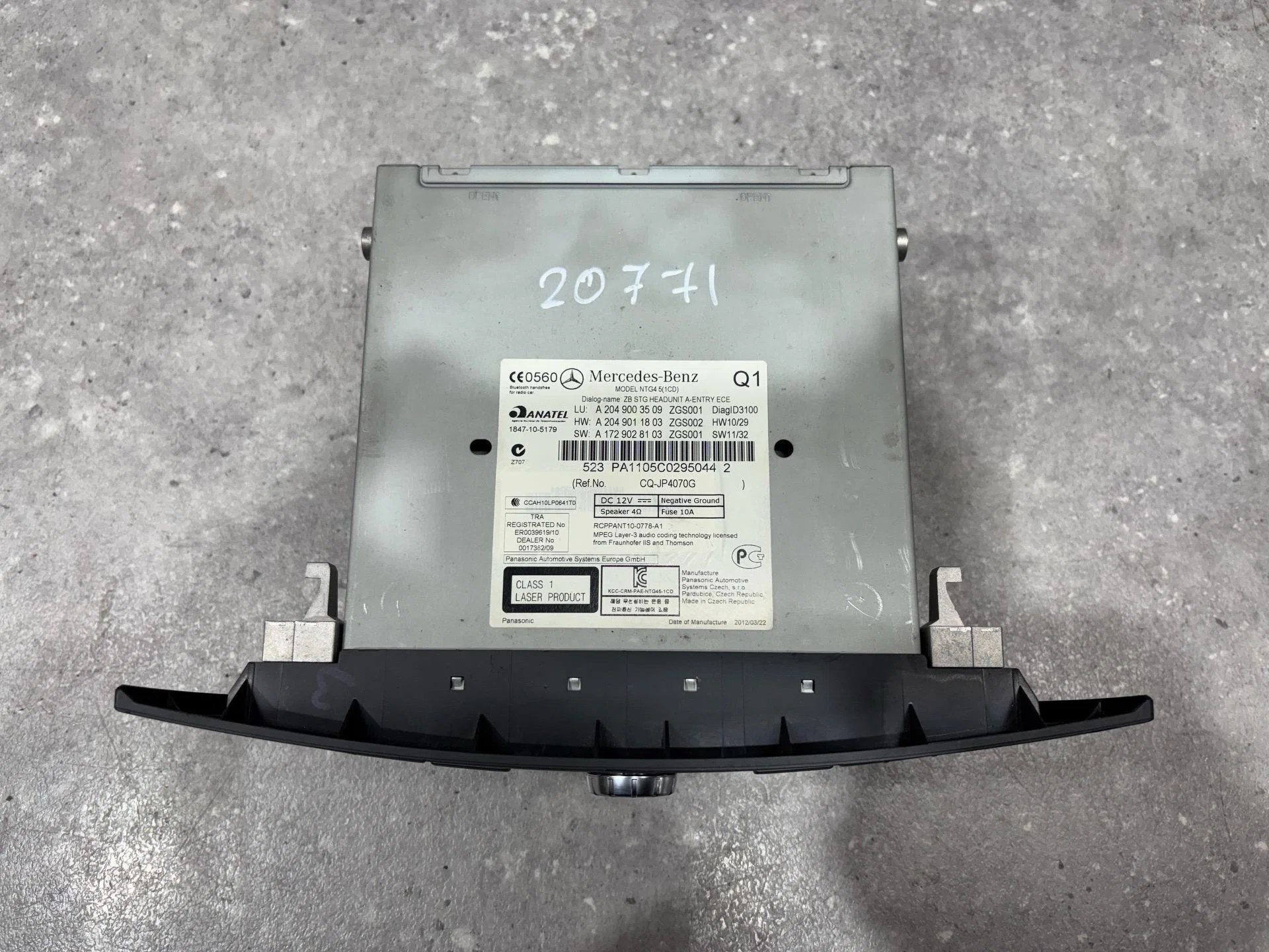 Магнитола Mercedes-Benz C W204 рест. C204 2012 - миниатюра 6