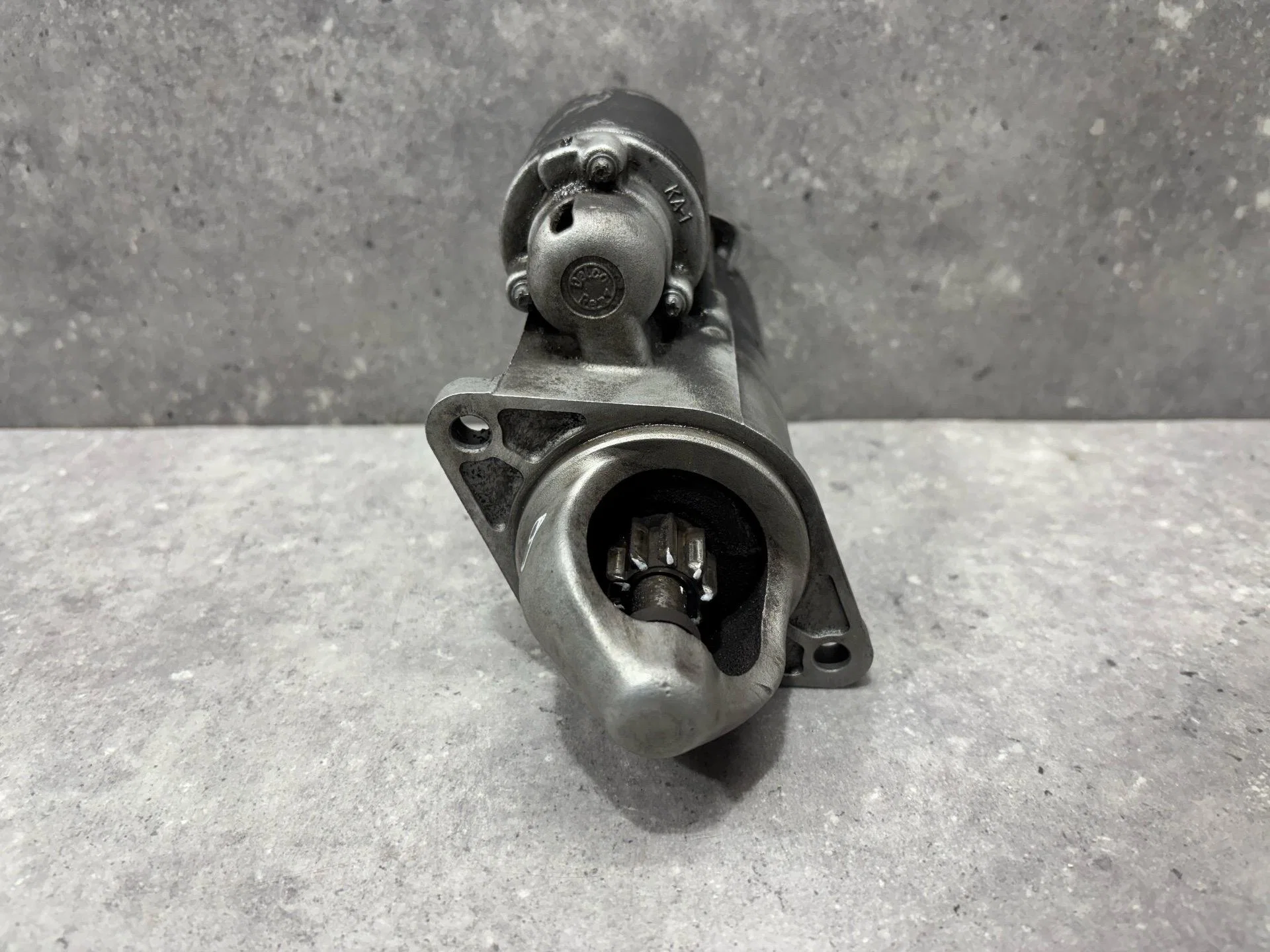 Стартер Opel Astra H рест. L69 2008 55556092 - миниатюра 4