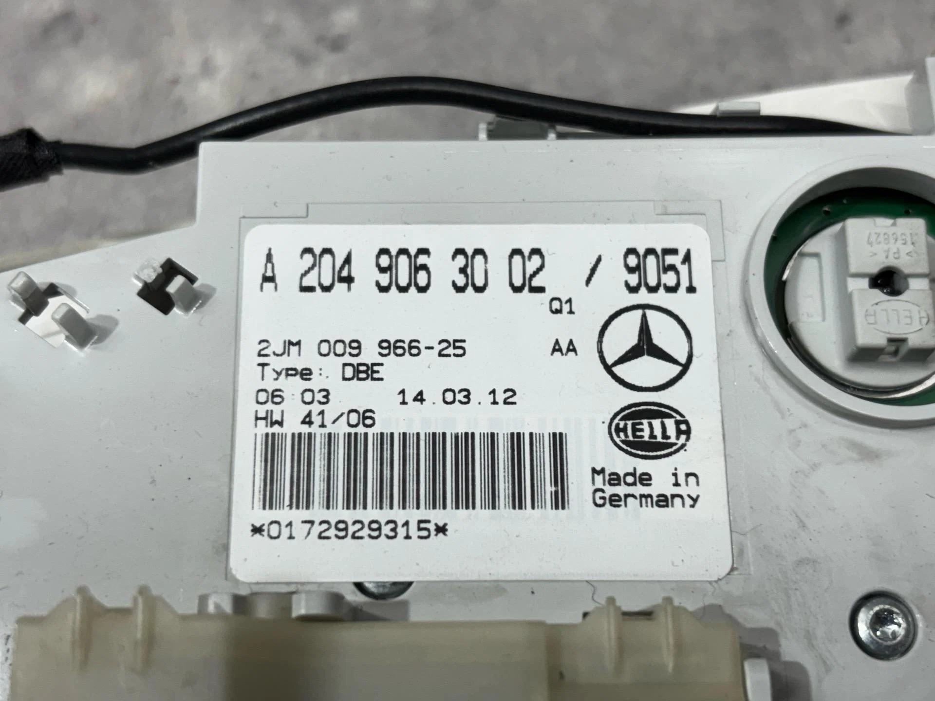 Фонарь салона (плафон) передний Mercedes-Benz C - миниатюра 7