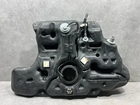 Топливный бак Toyota Corolla 10 E150 NRE150 2008