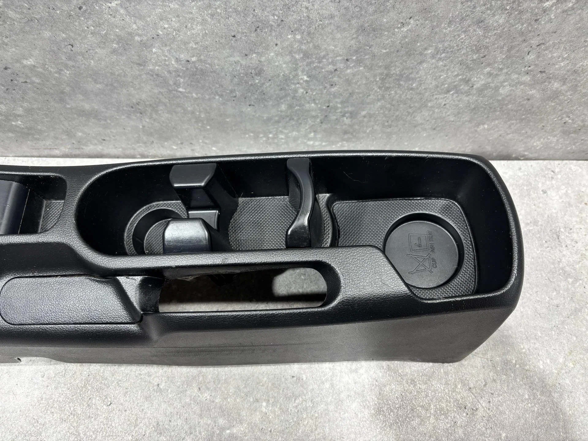 Консоль салона Kia Rio 3 рест. QB 2015 - миниатюра 5