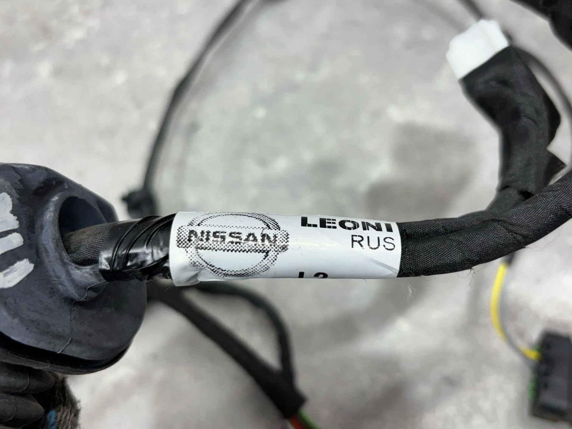Проводка двери передней правой Nissan Qashqai - миниатюра 4