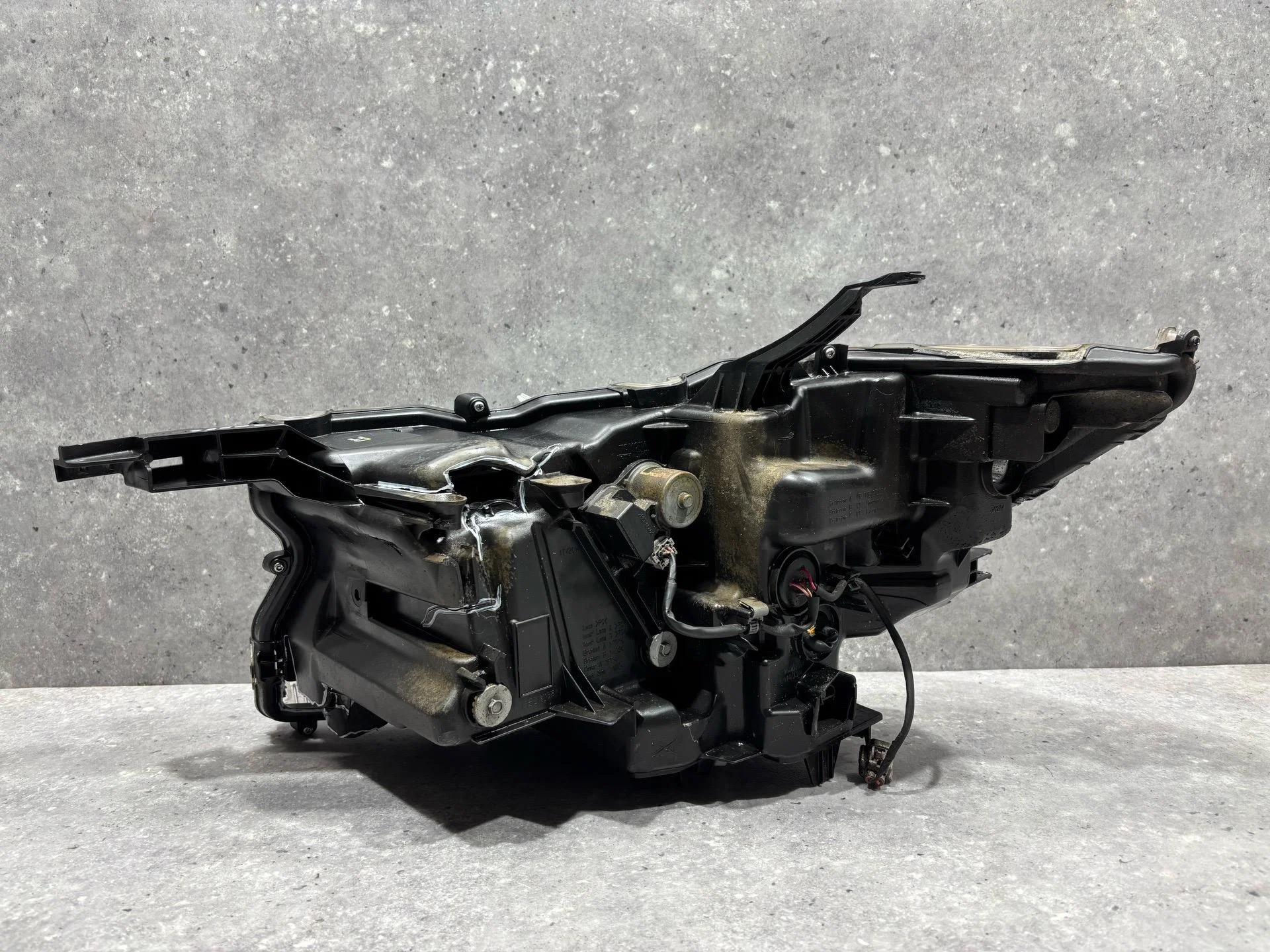 Фара правая Toyota Land Cruiser Prado 8114560N20 - миниатюра 6