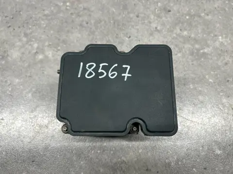 Блок ABS Nissan Terrano D10 2018 476605201R