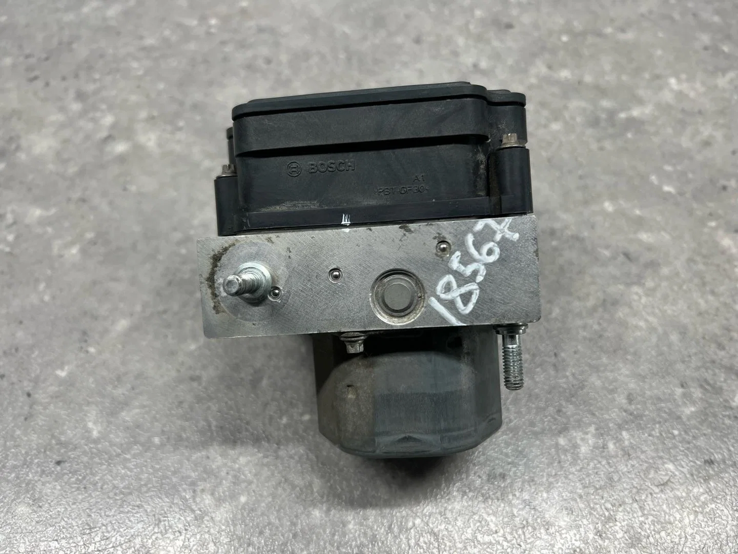 Блок ABS Nissan Terrano D10 2018 476605201R - миниатюра 5