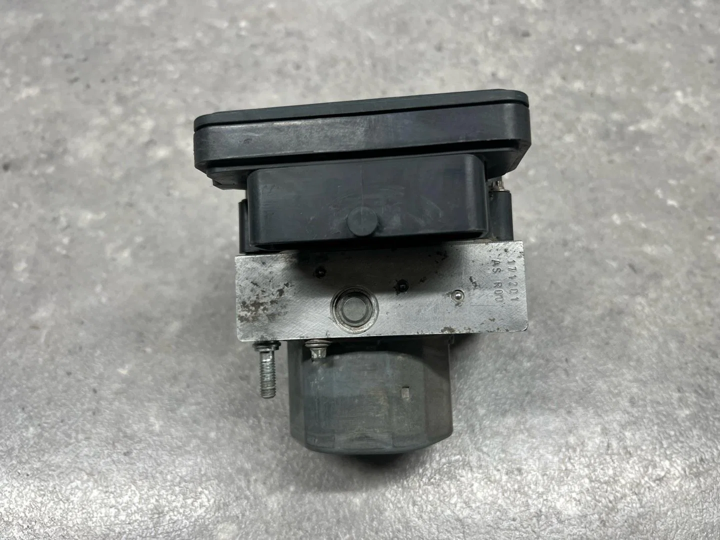 Блок ABS Nissan Terrano D10 2018 476605201R - миниатюра 6