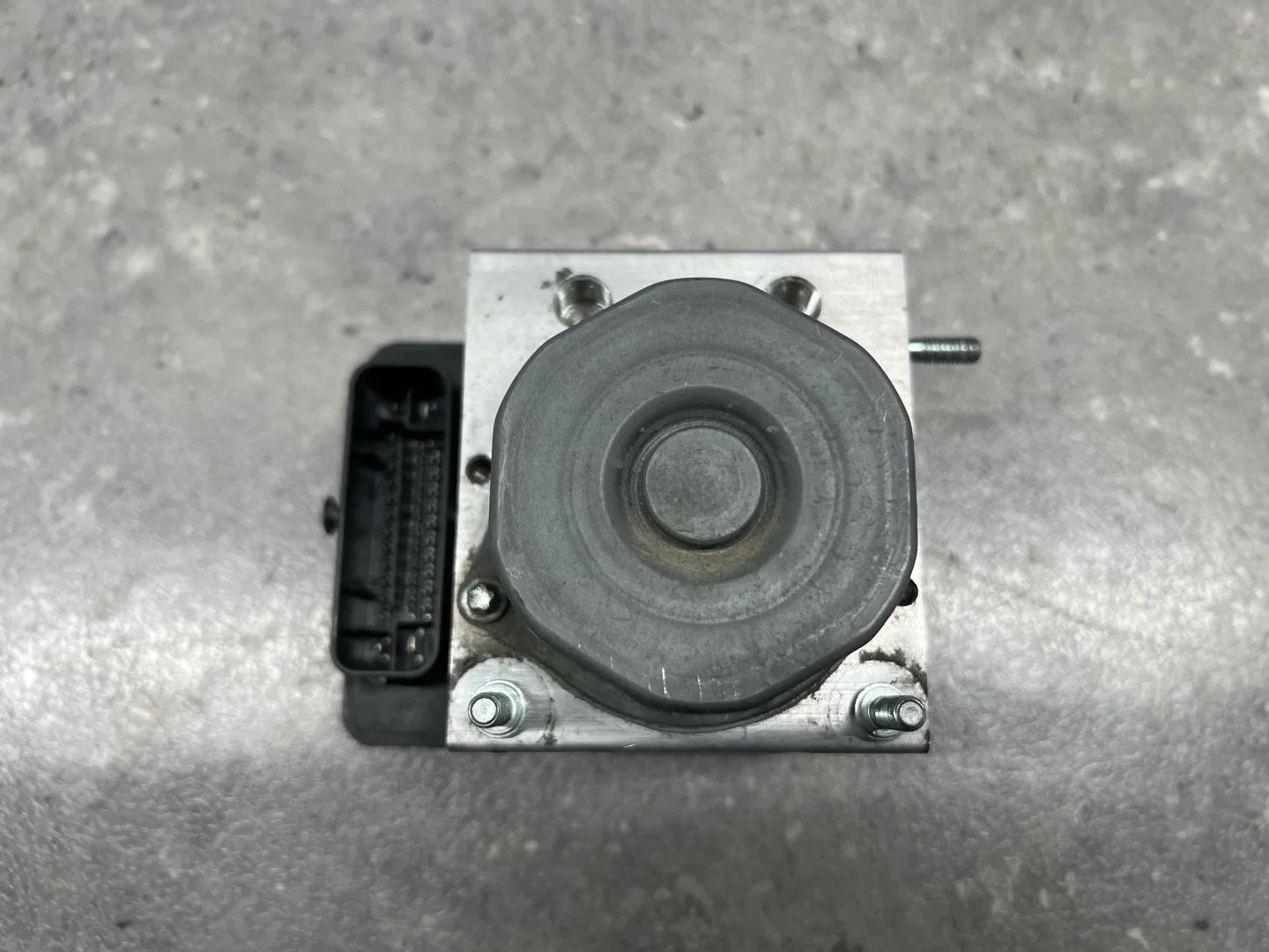 Блок ABS Nissan Terrano D10 2018 476605201R - миниатюра 7