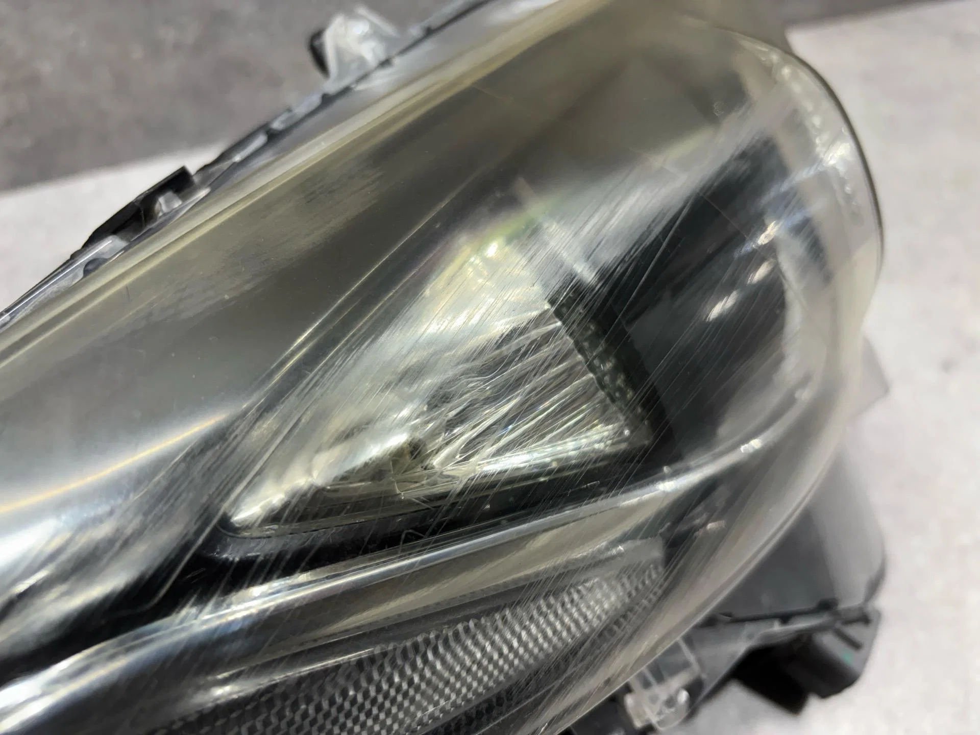 Фара правая Mazda 3 3 (2013 - 2016) BHR1510K0 - миниатюра 4