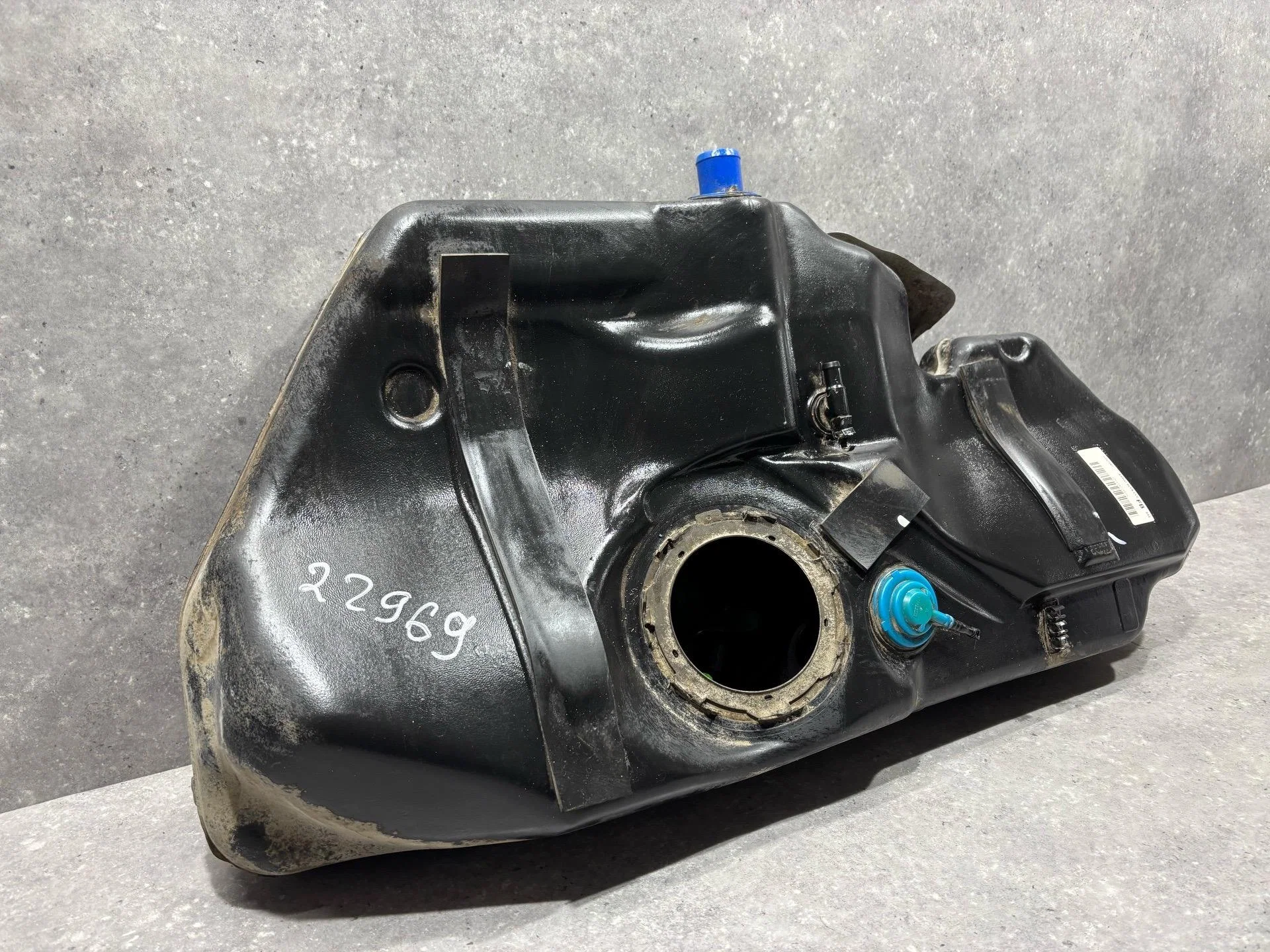 Топливный бак Opel Astra H рест. L69 2008 93190277 - миниатюра 2