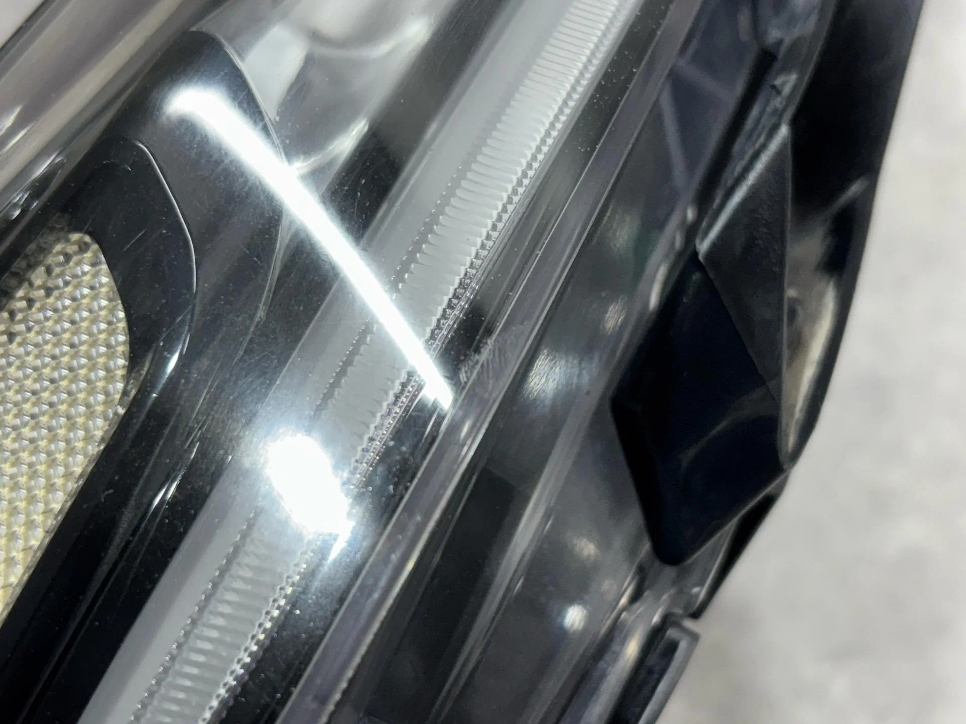 Дневной ходовой огонь правый Hyundai Santa Fe 4 - миниатюра 10