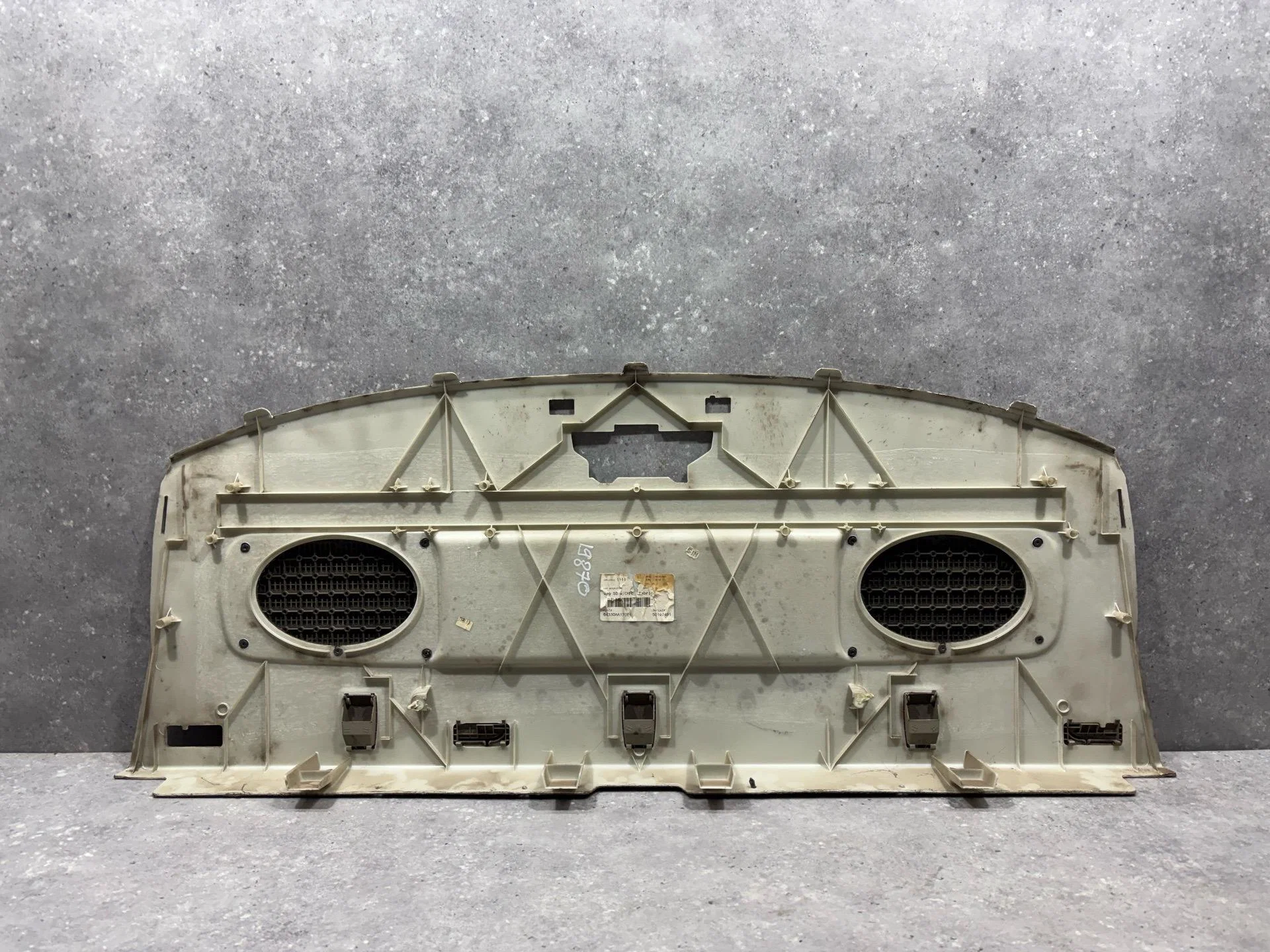Полка багажника Toyota Camry 6 XV30 ACV30 2001 - миниатюра 4