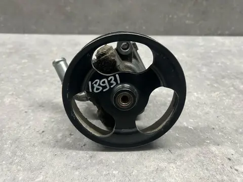 Насос гидроусилителя руля Mazda 3 1 BK 2006