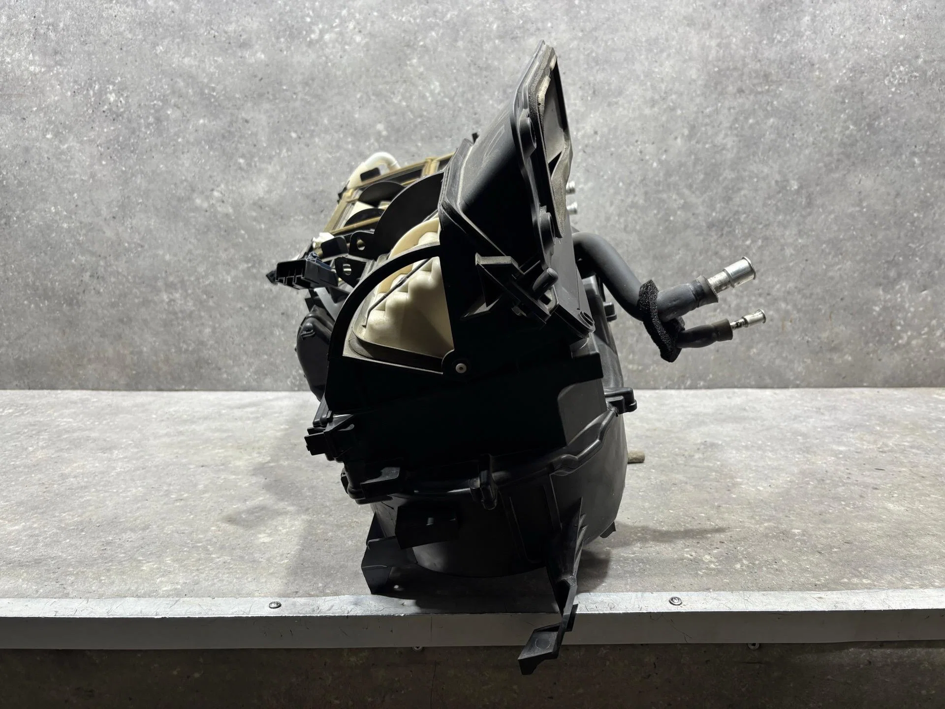 Корпус отопителя (печки) Toyota Avensis 8705005431 - миниатюра 3