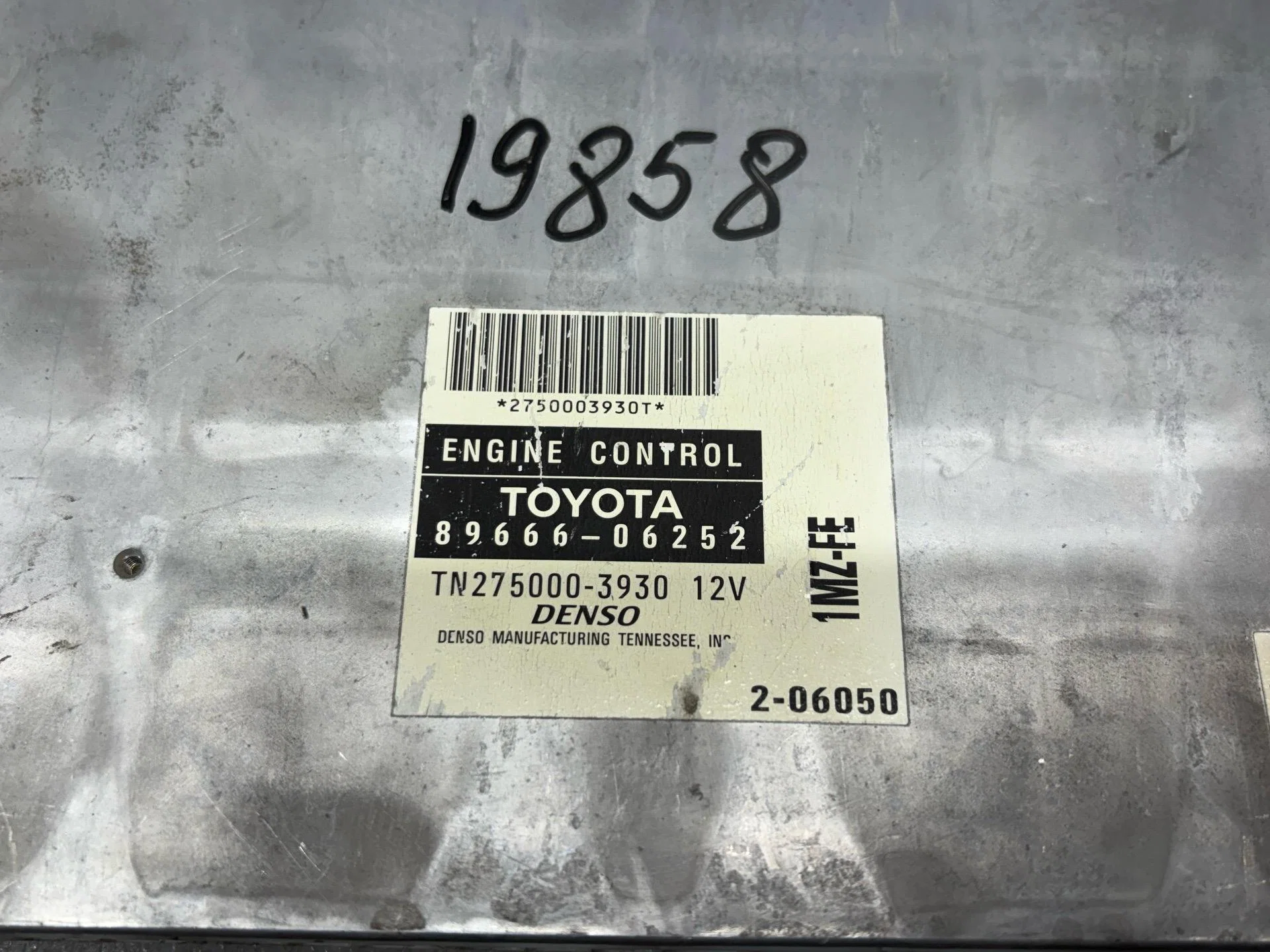 Блок управления двигателем Toyota Camry 6 XV30 - миниатюра 2