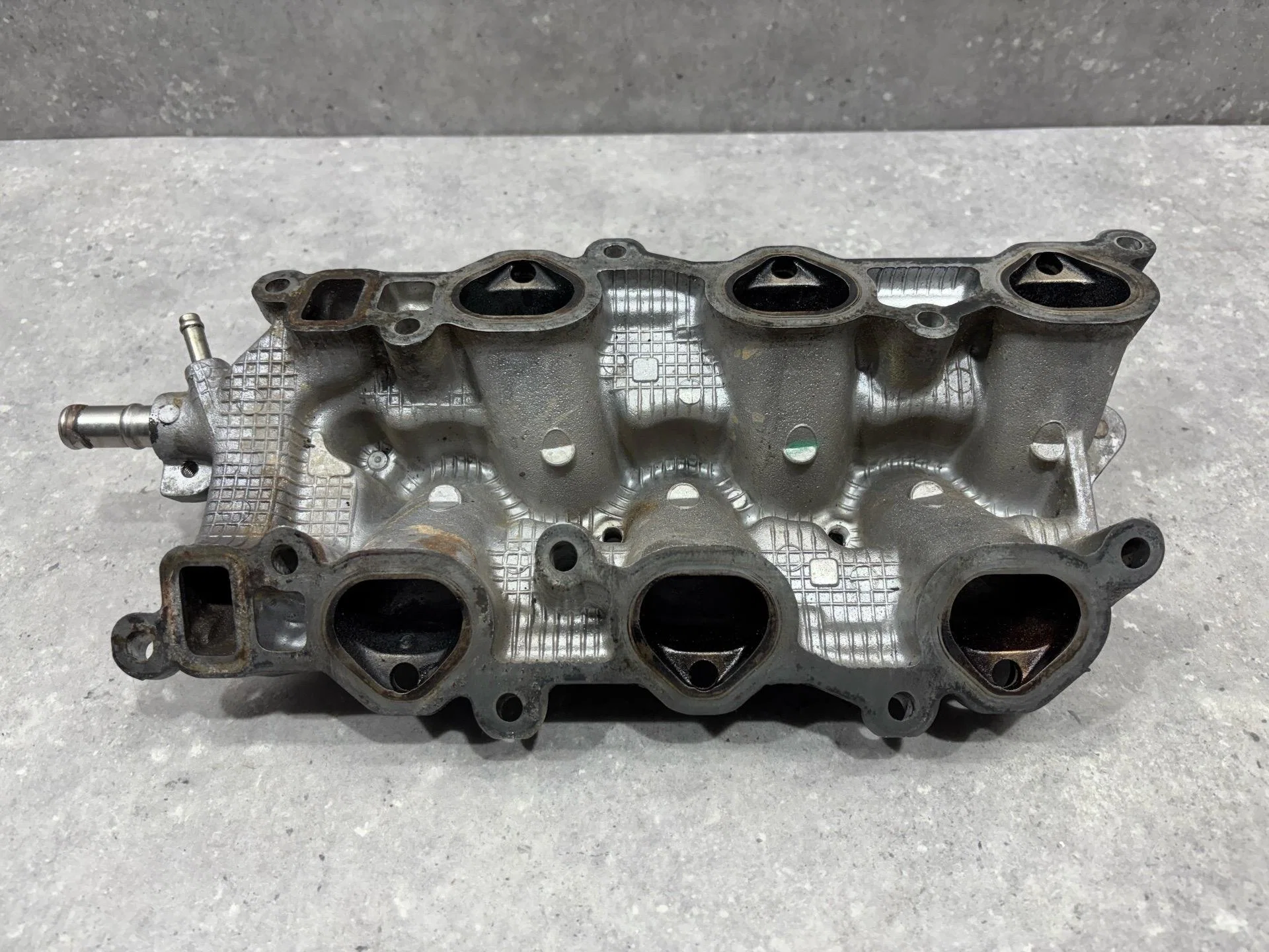 Впускной коллектор Toyota Camry 6 XV30 ACV30 2001 - миниатюра 6