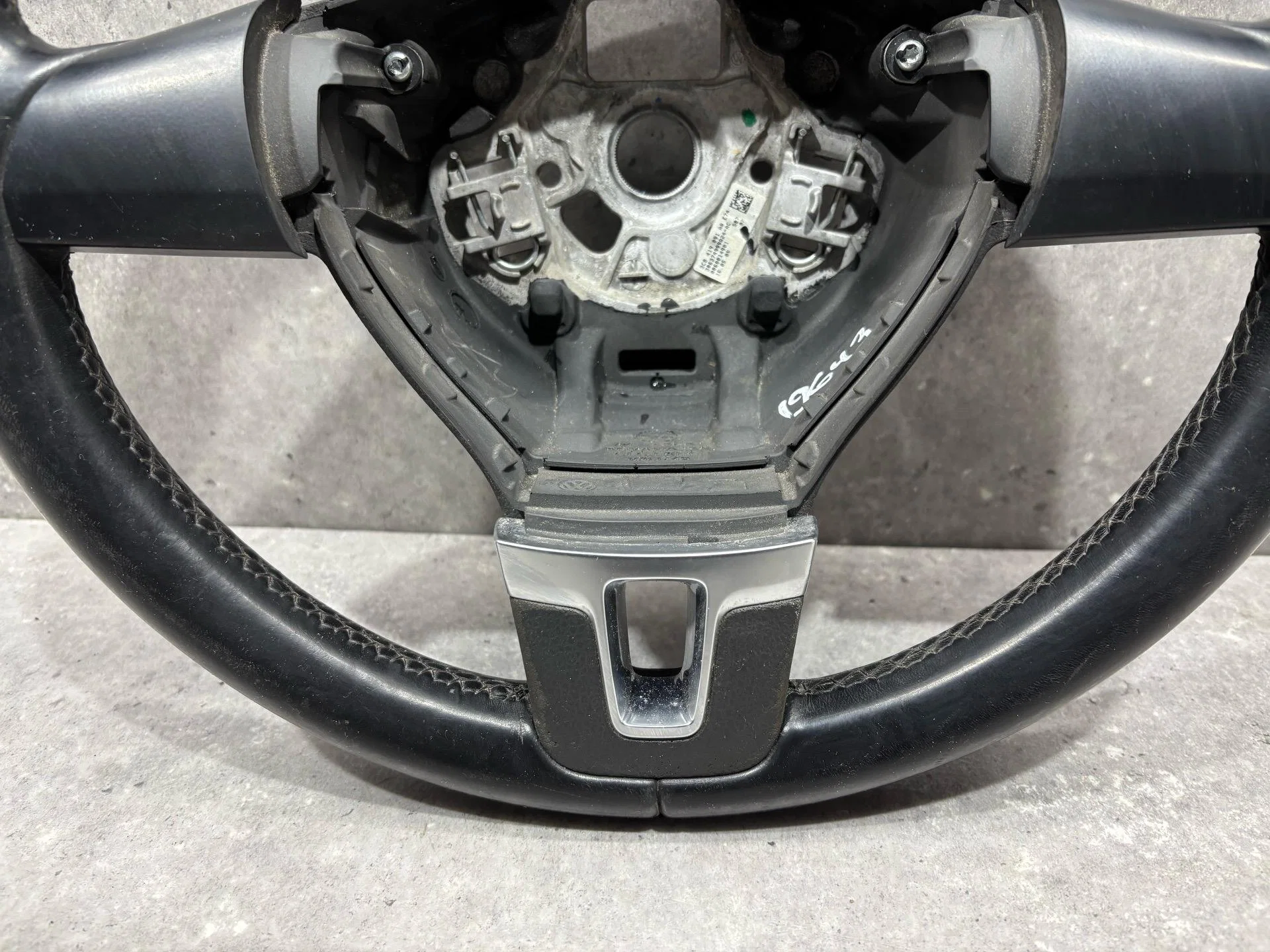 Руль Volkswagen Passat B6 3C2 2009 3C8419091AQE74 - миниатюра 6