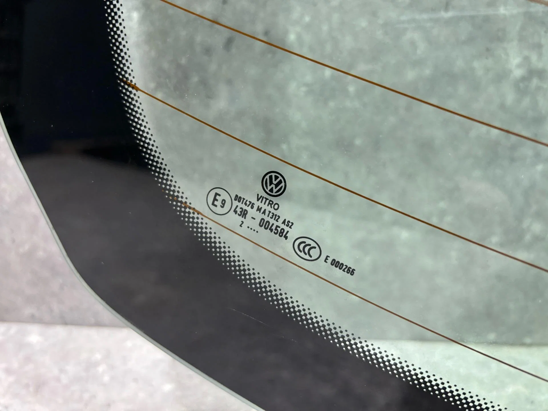 Стекло заднее Volkswagen Jetta 6 162 2013 - миниатюра 2