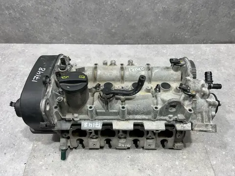 Головка блока цилиндров Volkswagen Taos 1 2021