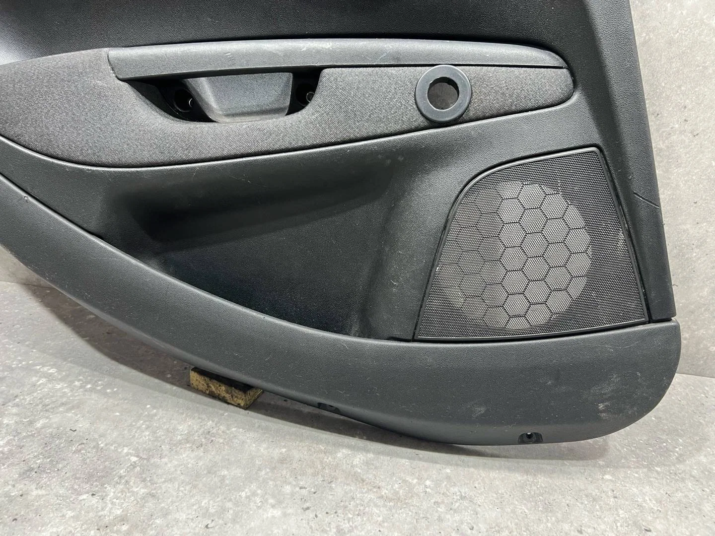 Обшивка двери задней левой Fiat Punto 735448253 - миниатюра 7