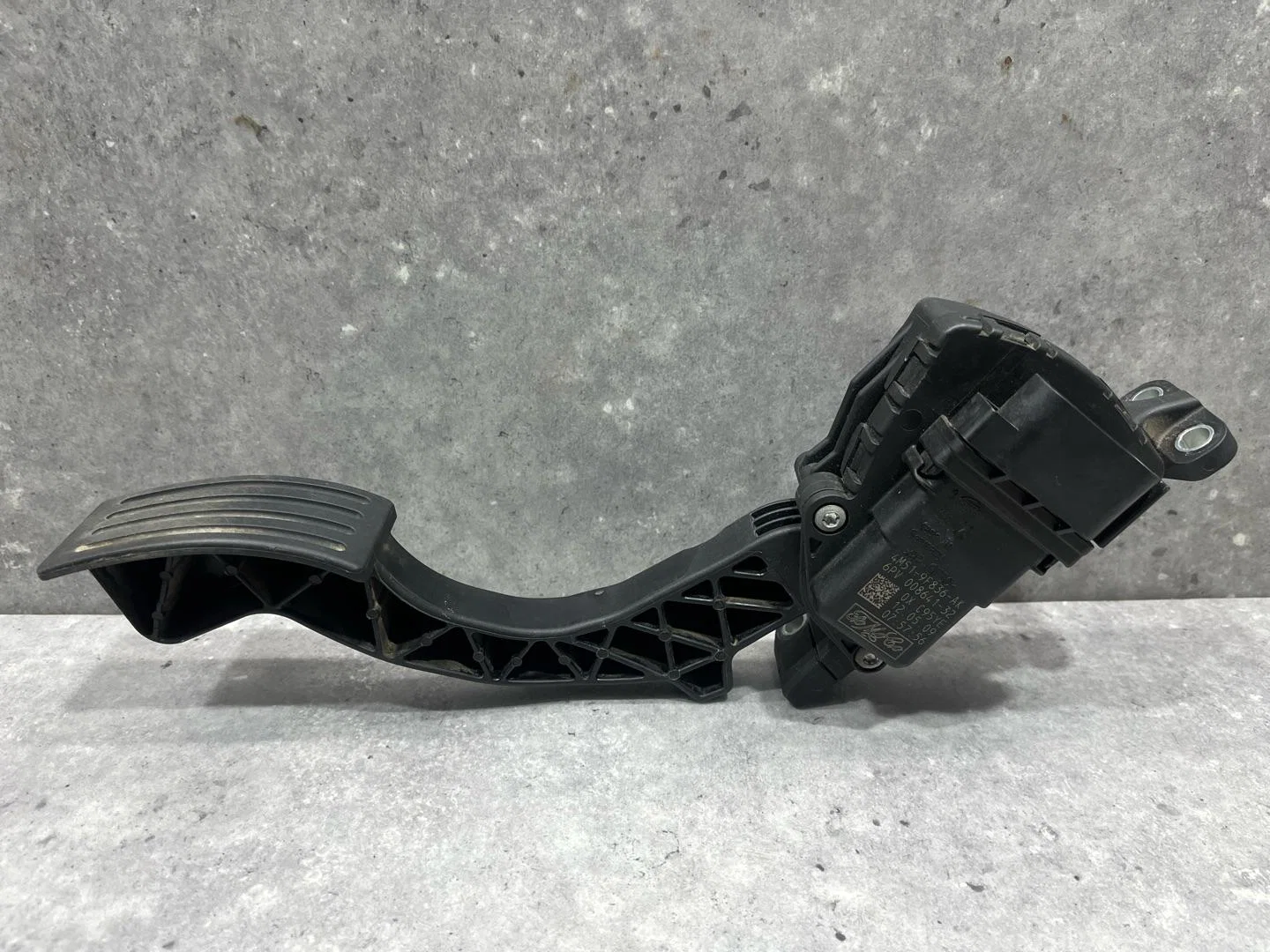 Педаль газа Mazda 3 2 BL 2009 BN8B41600D - миниатюра 4
