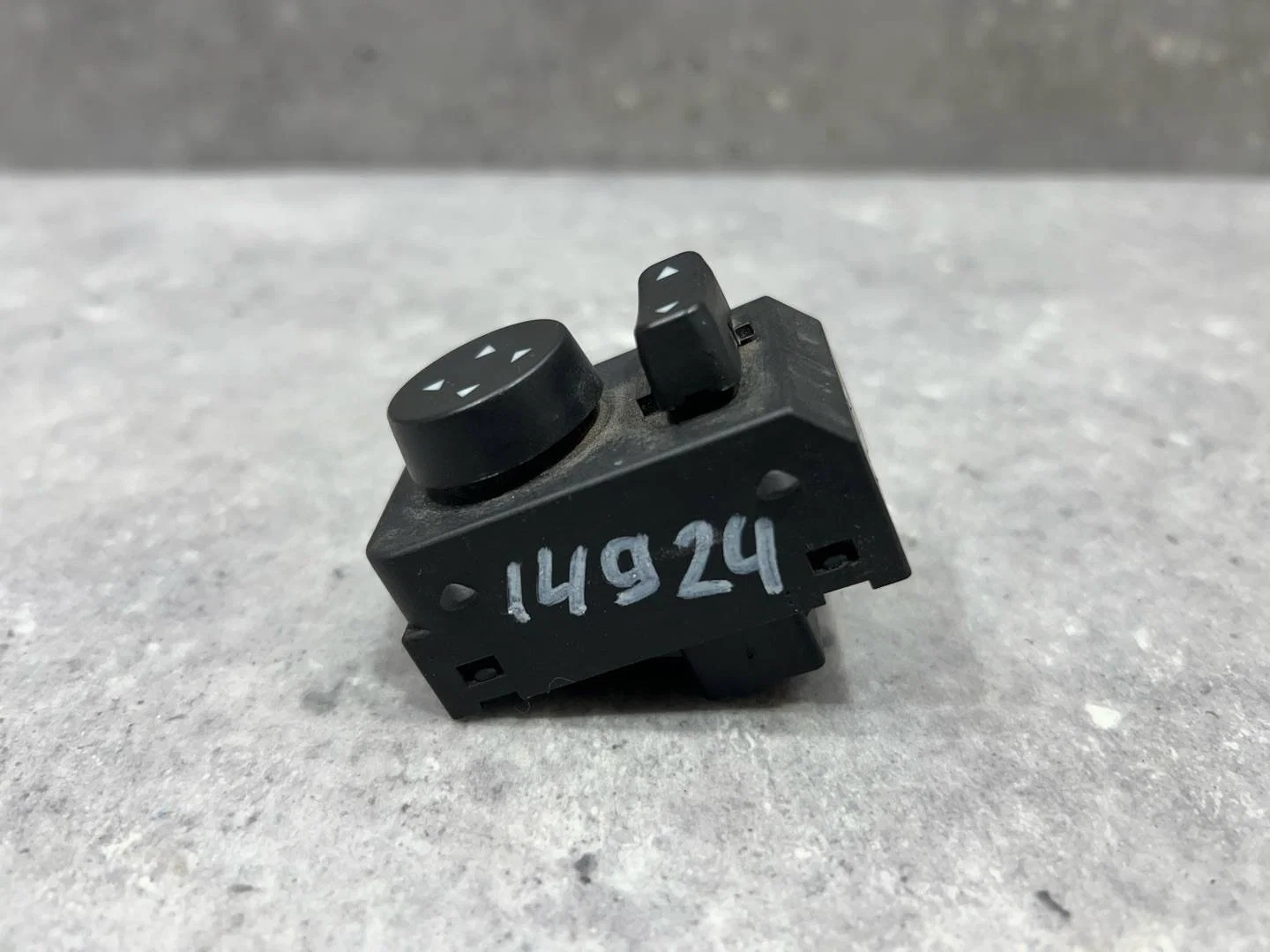 Джойстик регулировки зеркал Fiat Punto 735411026 - миниатюра 3