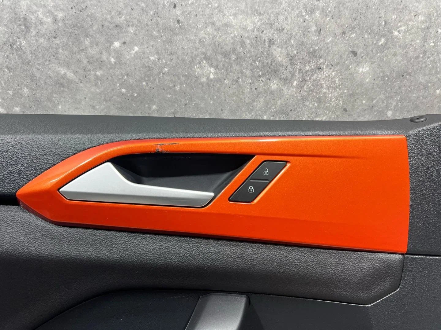 Обшивка двери передней левой Volkswagen Taos 1 - миниатюра 6