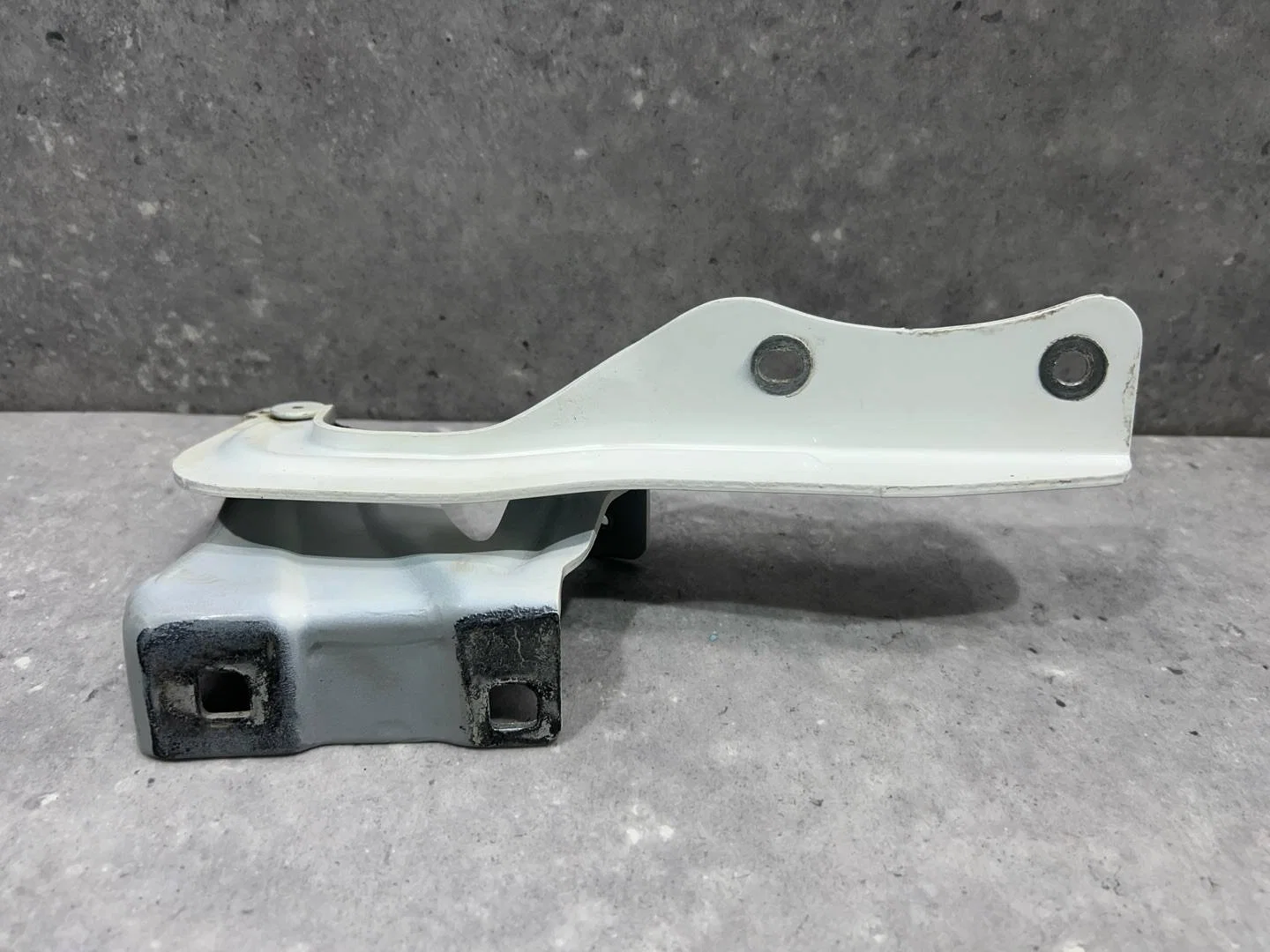 Петля капота левая Nissan Qashqai J11 2017 - миниатюра 4
