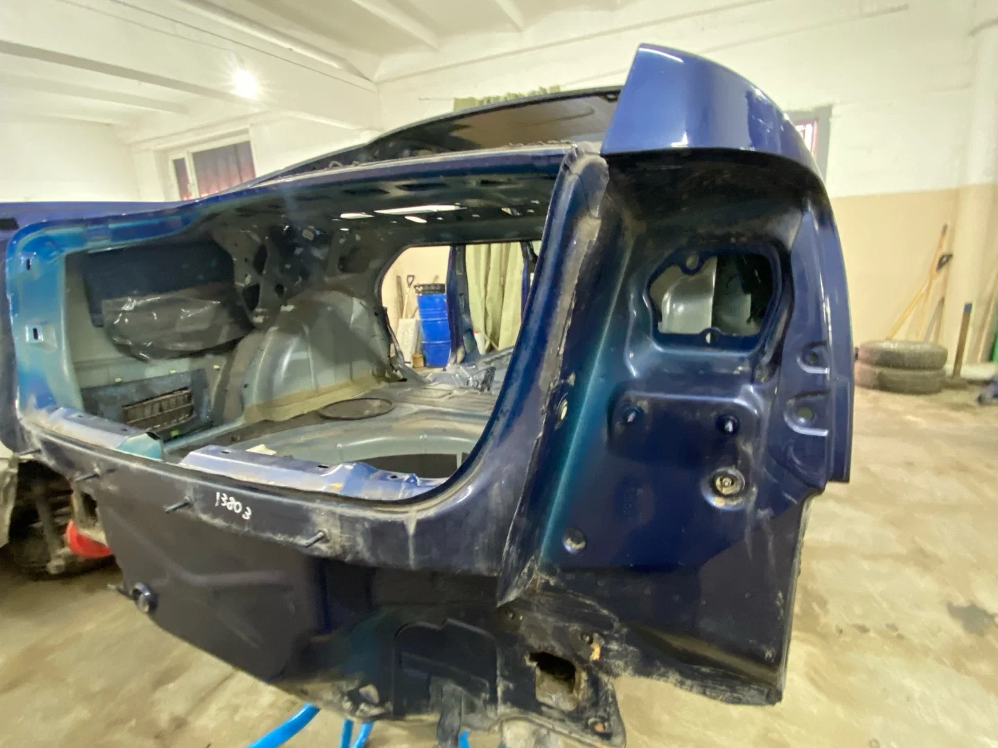 Задняя рамка кузова Volkswagen Jetta 5 1K2 2009 - миниатюра 3