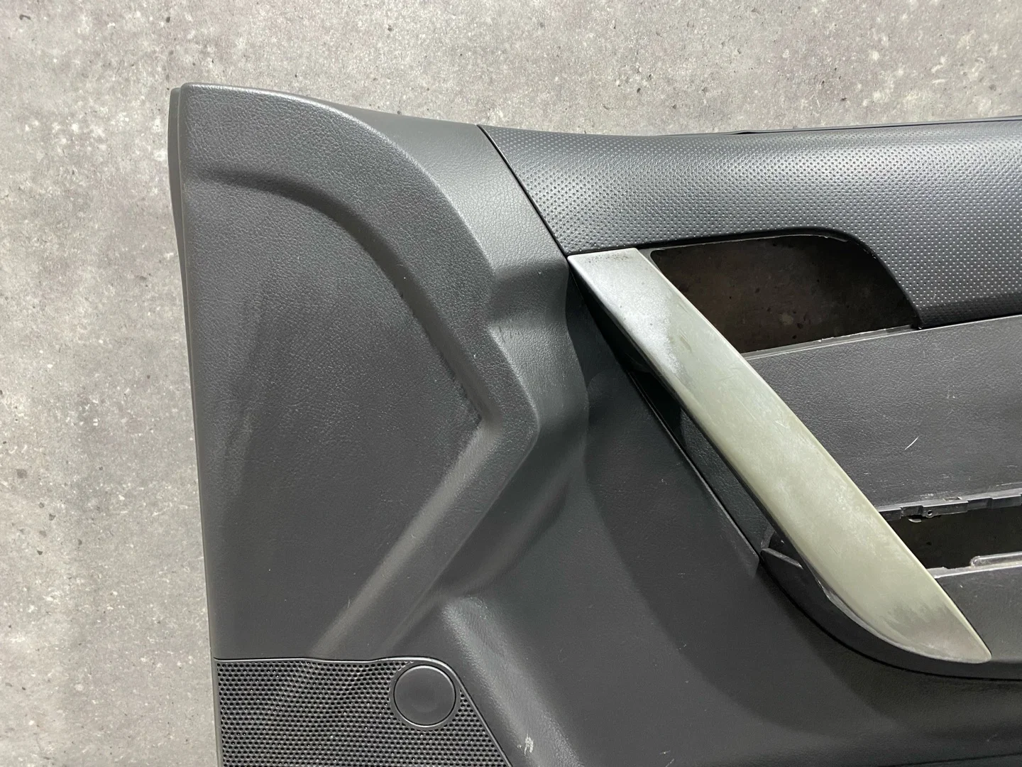 Обшивка двери передней правой Chevrolet Aveo - миниатюра 4