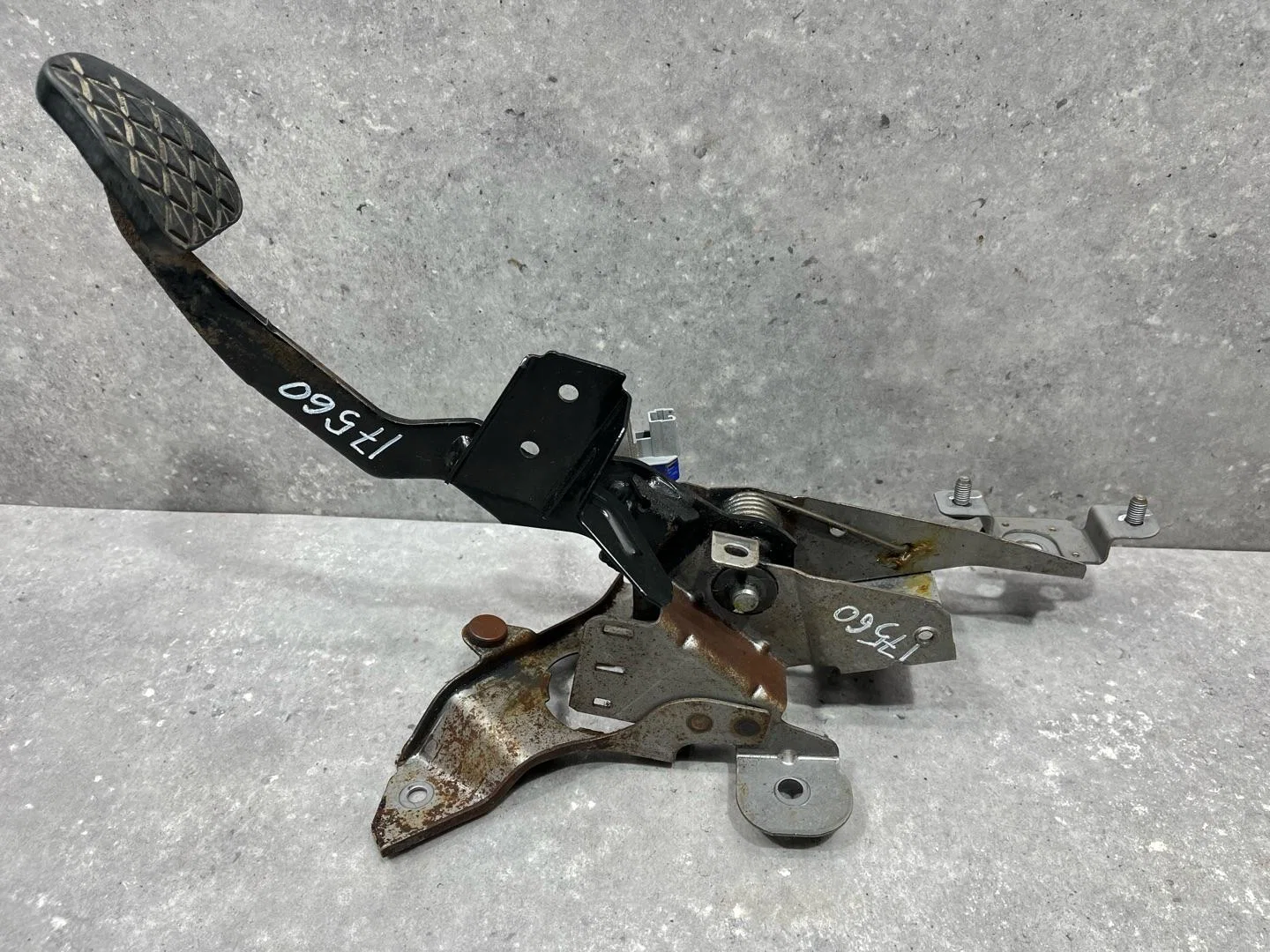 Педаль сцепления Mazda 3 2 BL 2009 BBP341300C - миниатюра 5