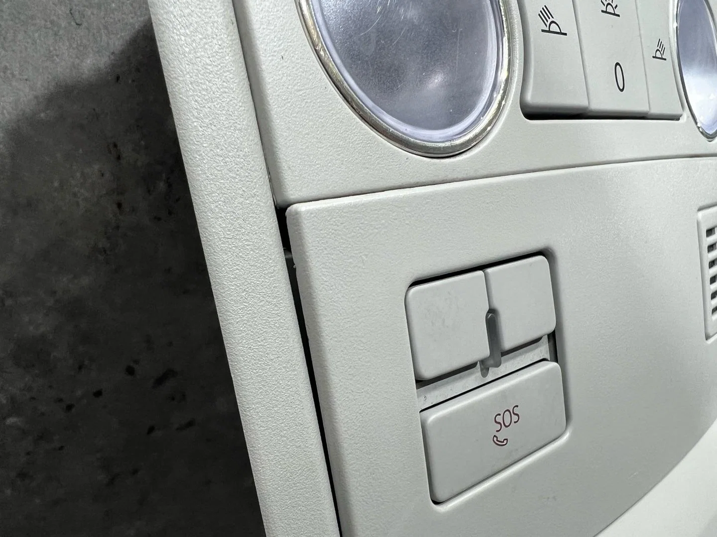 Фонарь салона (плафон) передний Volkswagen Taos 1 - миниатюра 6