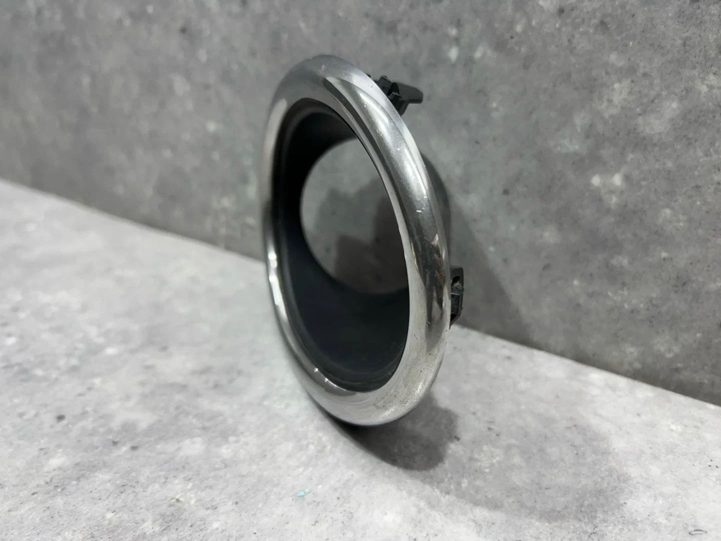 Рамка фары противотуманной правая Nissan Qashqai - миниатюра 3