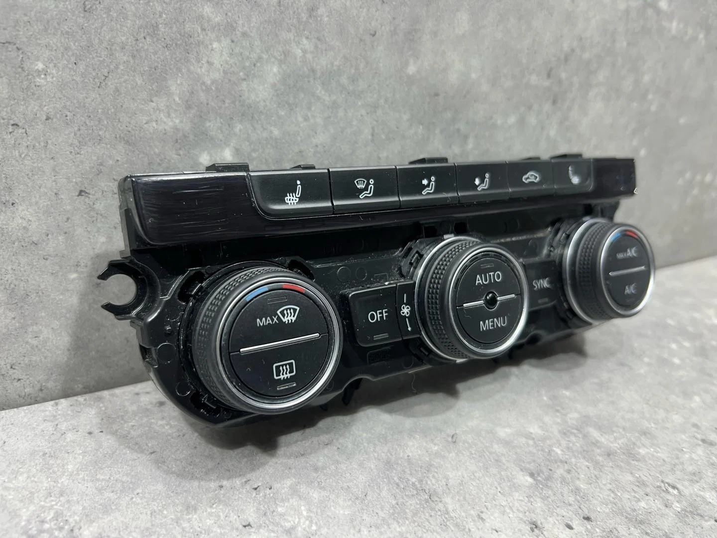 Блок управления печки/климат-контроля Volkswagen 1 - миниатюра 2