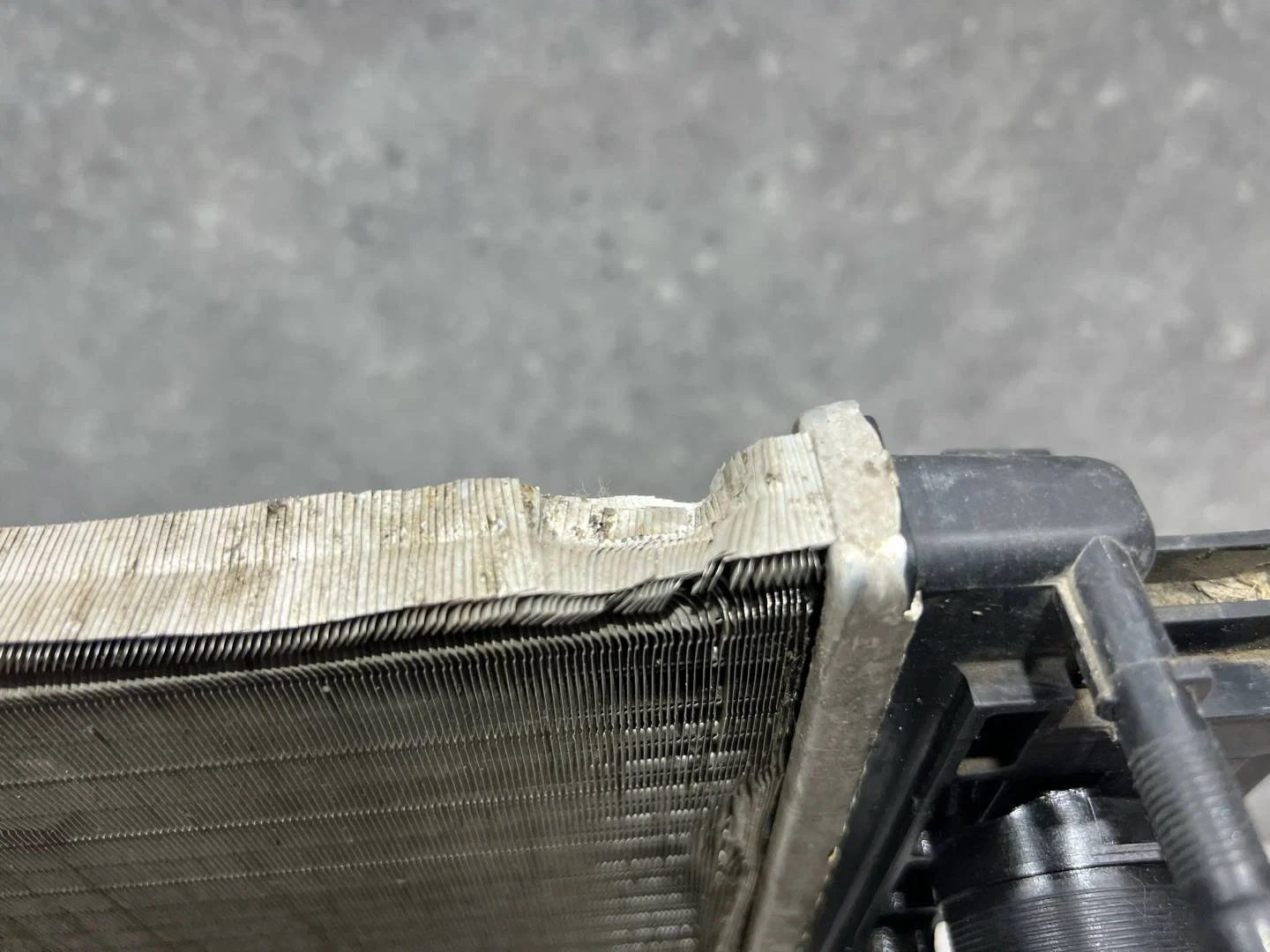 Радиатор основной Nissan Qashqai J11 2017 - миниатюра 4