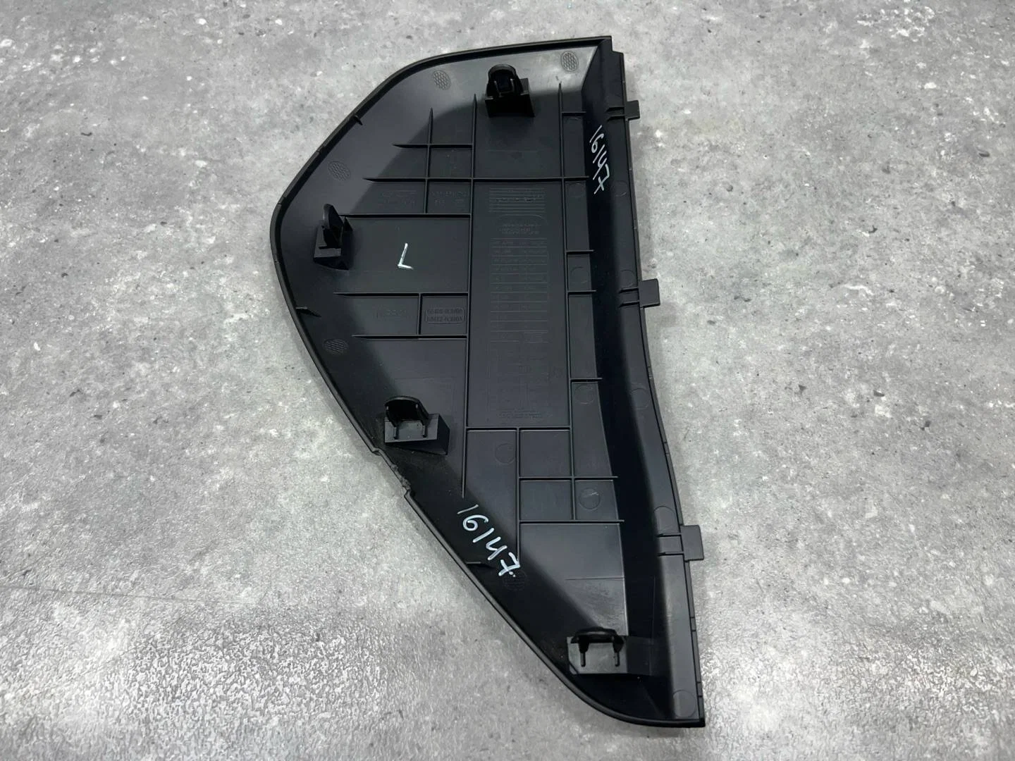 Крышка торпеды боковая левая Nissan Qashqai J11 - миниатюра 5