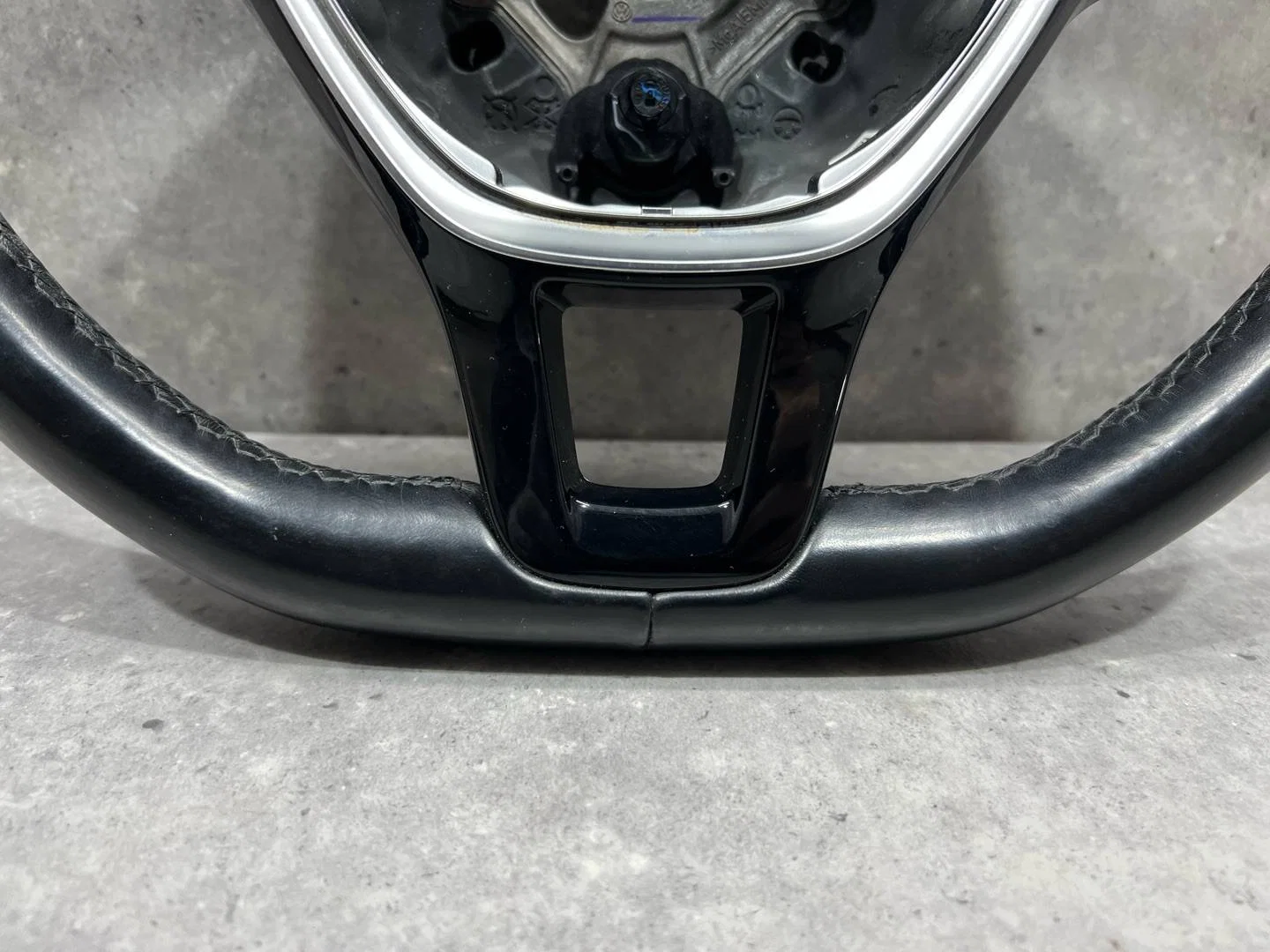 Руль Volkswagen Jetta 6 рест. 162 2016 - миниатюра 3